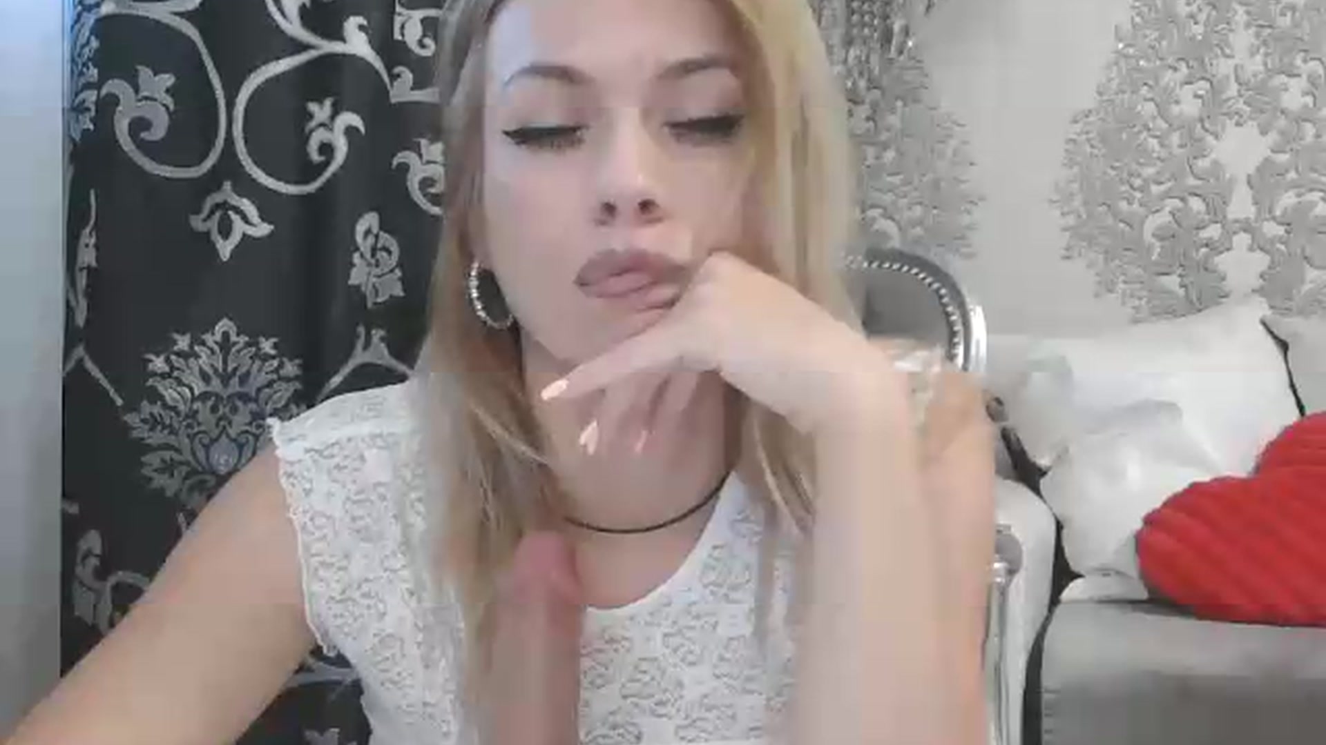 Gallery image thumbnail from velvet_49's myfreecams stream on, 07/10/2026, 06:37 image 17 of 20