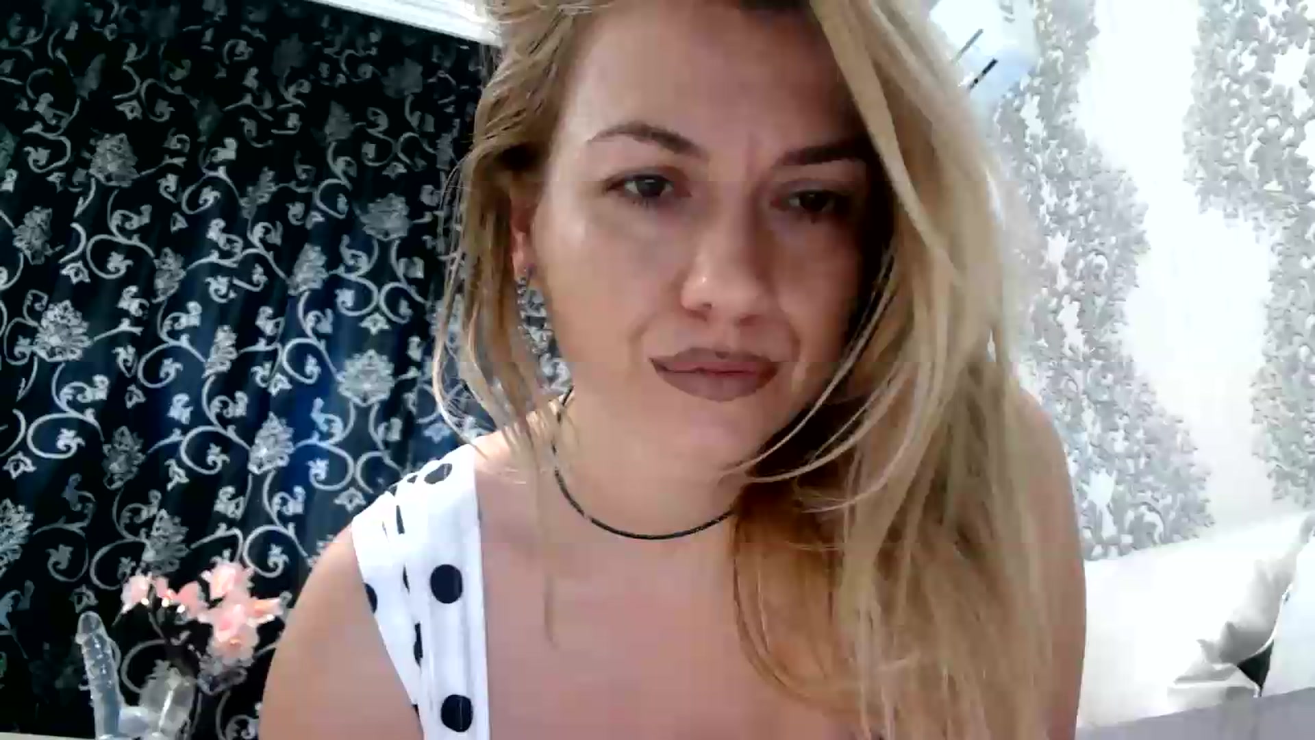 Gallery image thumbnail from velvet_49's myfreecams stream on, 07/15/2026, 07:43 image 1 of 20
