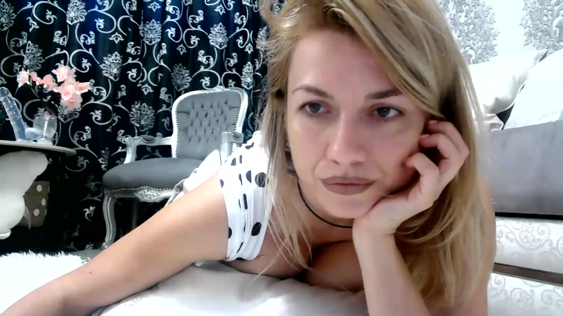 Gallery image thumbnail from velvet_49's myfreecams stream on, 07/15/2026, 07:43 image 5 of 20