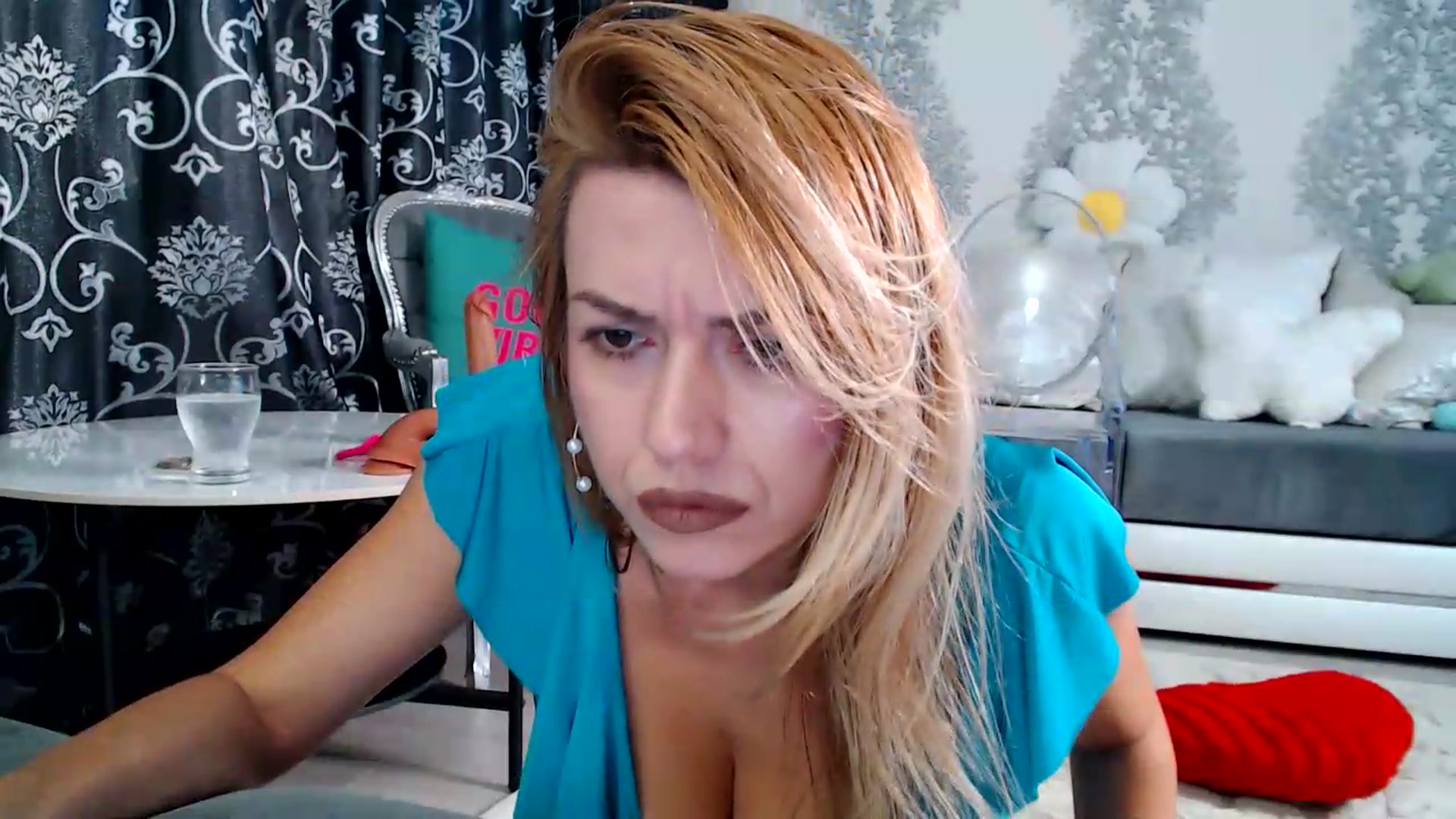 Gallery image thumbnail from velvet_49's myfreecams stream on, 08/03/2026, 06:08 image 18 of 20
