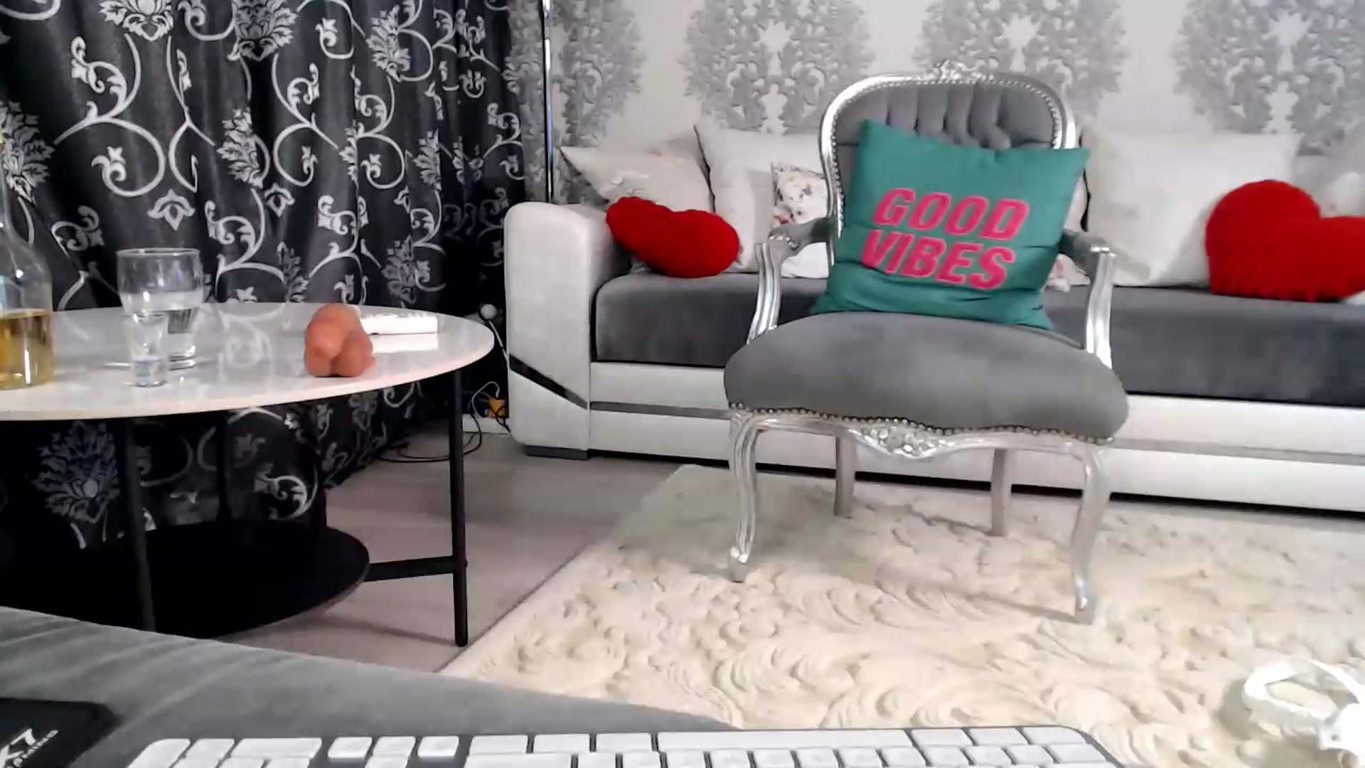 Gallery image thumbnail from velvet_49's myfreecams stream on, 08/09/2026, 07:10 image 18 of 20