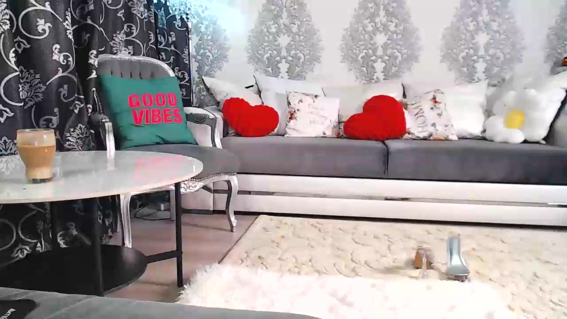 Gallery image thumbnail from velvet_49's myfreecams stream on, 08/10/2026, 04:29 image 15 of 20