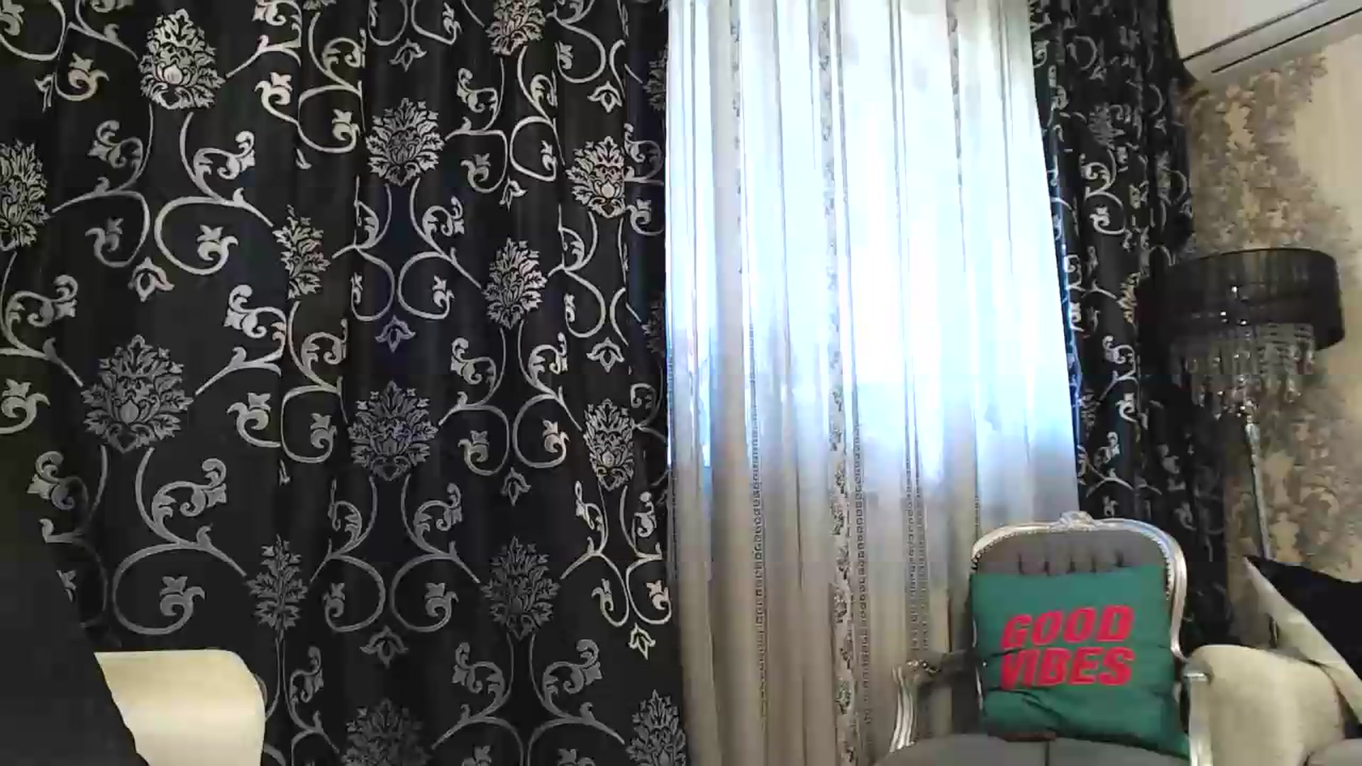 Gallery image thumbnail from velvet_49's myfreecams stream on, 08/14/2026, 06:01 image 1 of 20