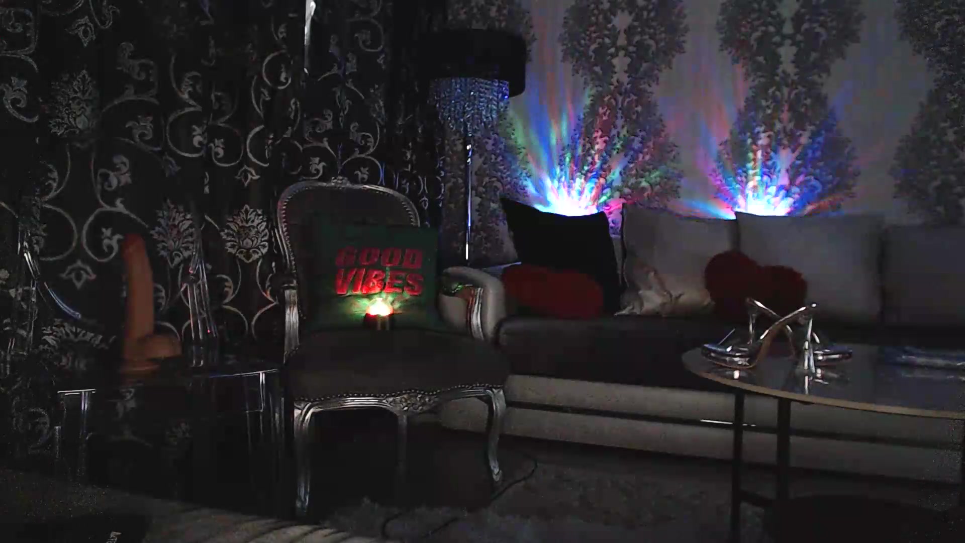 Gallery image thumbnail from velvet_49's myfreecams stream on, 08/19/2026, 05:17 image 10 of 20