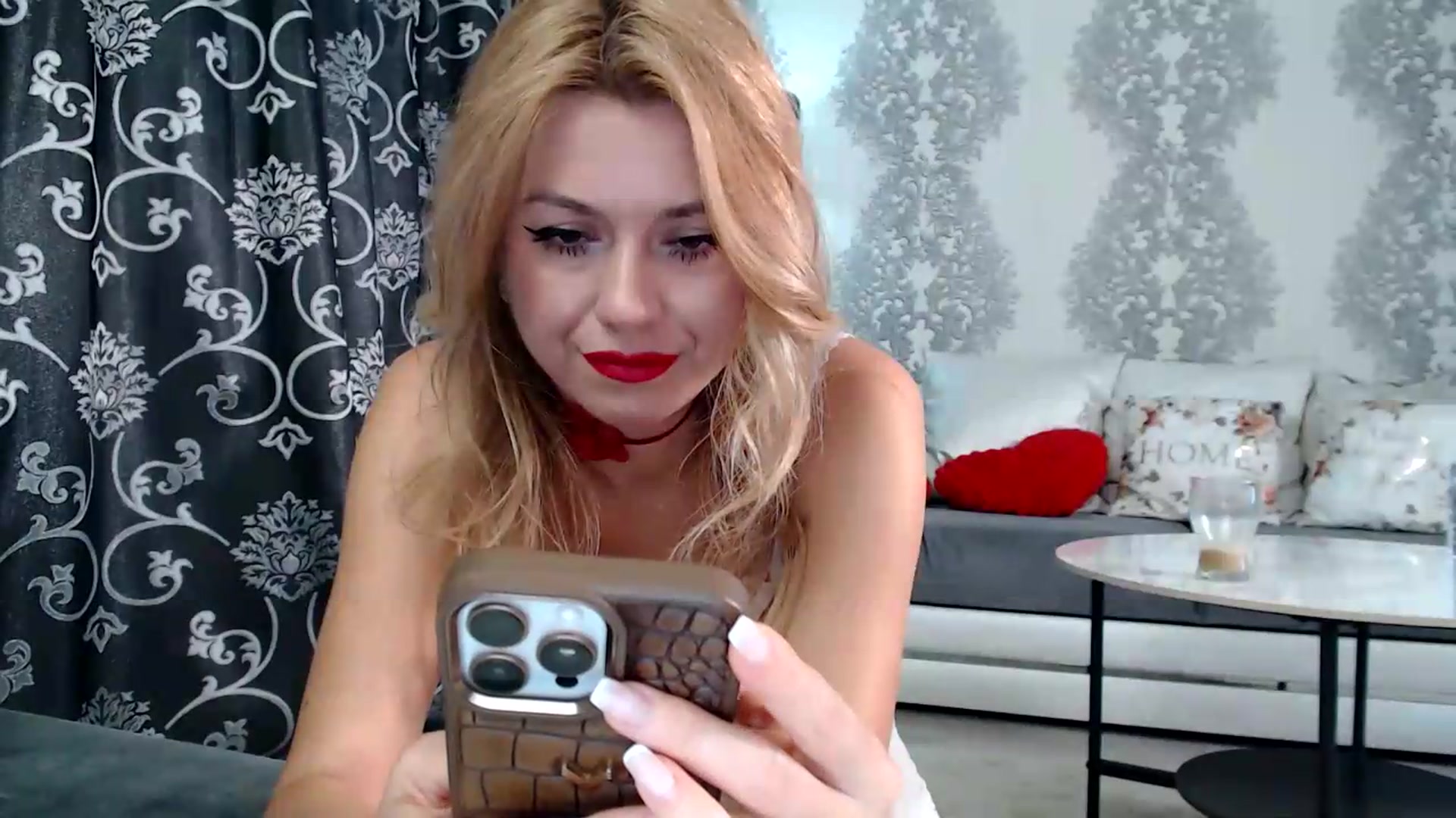Gallery image thumbnail from velvet_49's myfreecams stream on, 08/23/2026, 04:35 image 2 of 20