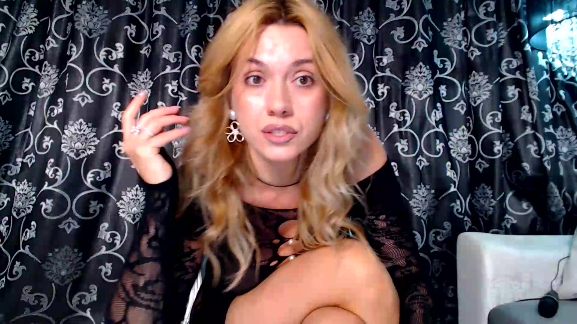 Gallery image thumbnail from velvet_49's myfreecams stream on, 08/31/2026, 03:54 image 4 of 20