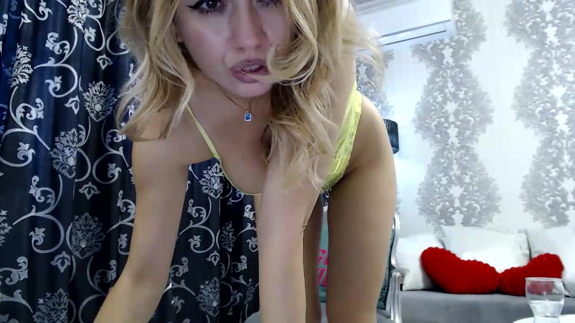 Gallery image thumbnail from velvet_49's myfreecams stream on, 09/07/2026, 08:38 image 18 of 20