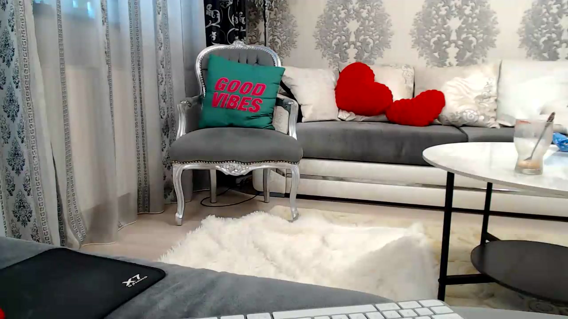 Gallery image thumbnail from velvet_49's myfreecams stream on, 09/08/2026, 04:29 image 14 of 20