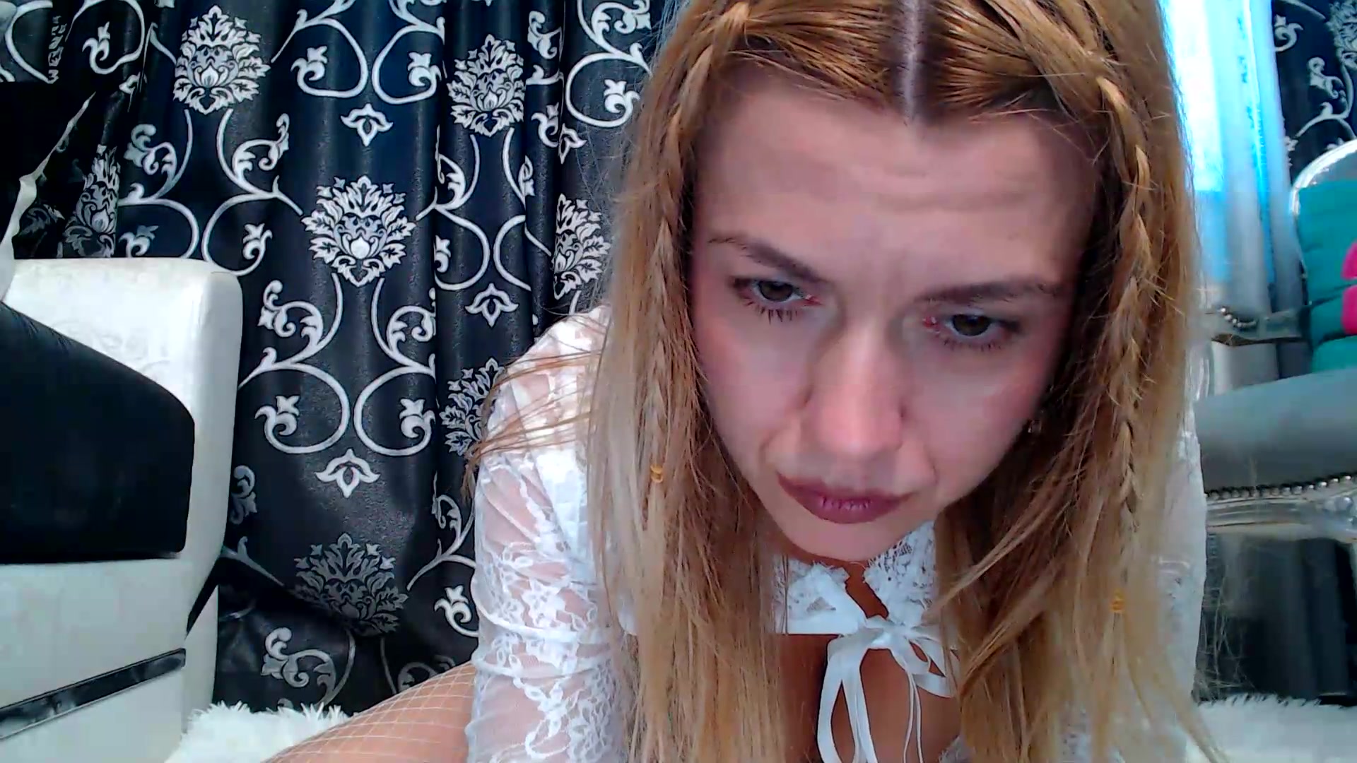 Gallery image thumbnail from velvet_49's myfreecams stream on, 09/17/2026, 07:10 image 9 of 20