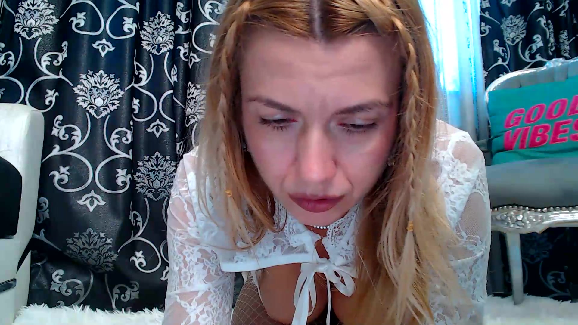 Gallery image thumbnail from velvet_49's myfreecams stream on, 09/17/2026, 07:10 image 20 of 20