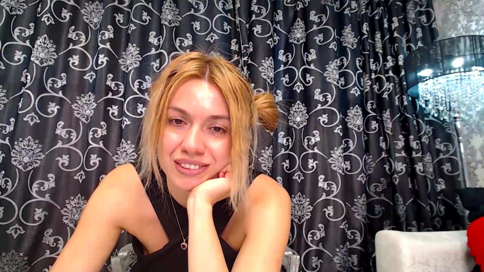 Gallery image thumbnail from velvet_49's myfreecams stream on, 09/18/2026, 05:49 image 13 of 20
