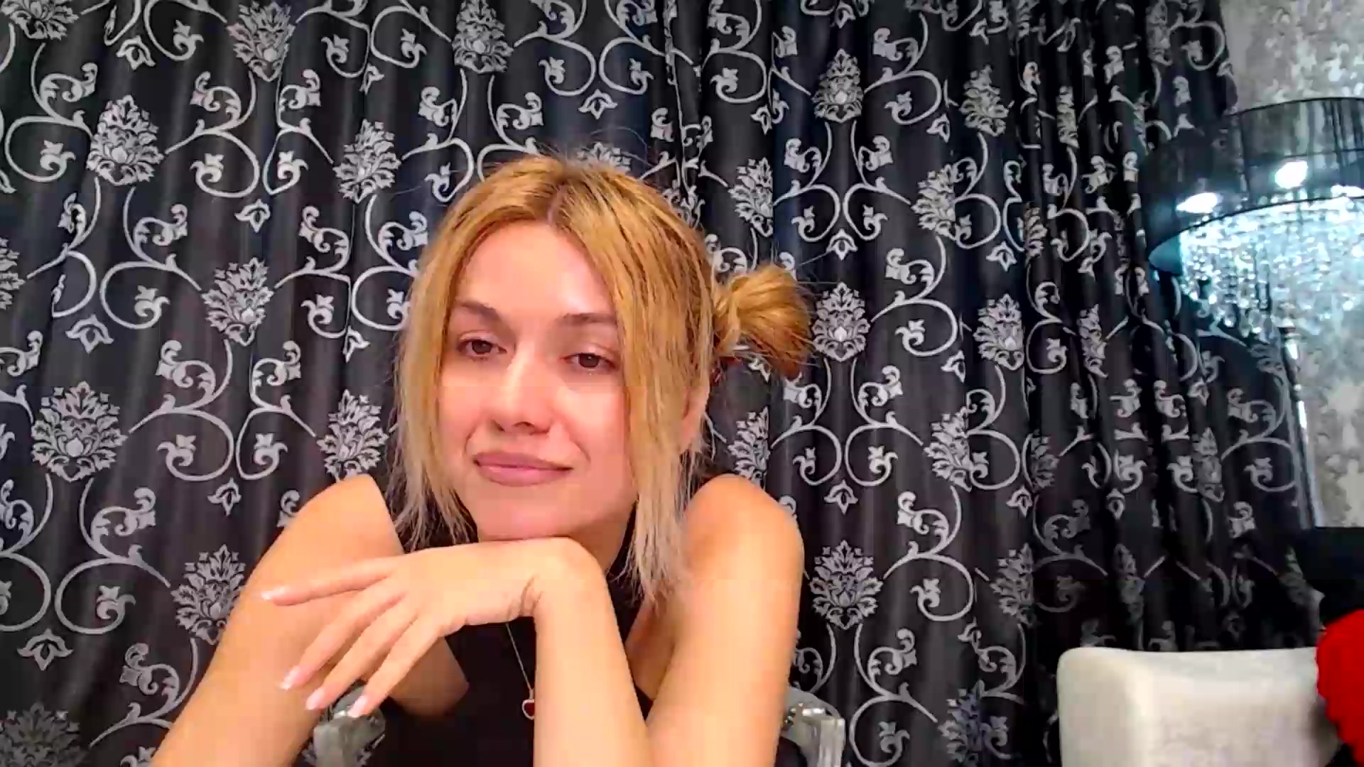 Gallery image thumbnail from velvet_49's myfreecams stream on, 09/18/2026, 05:49 image 14 of 20