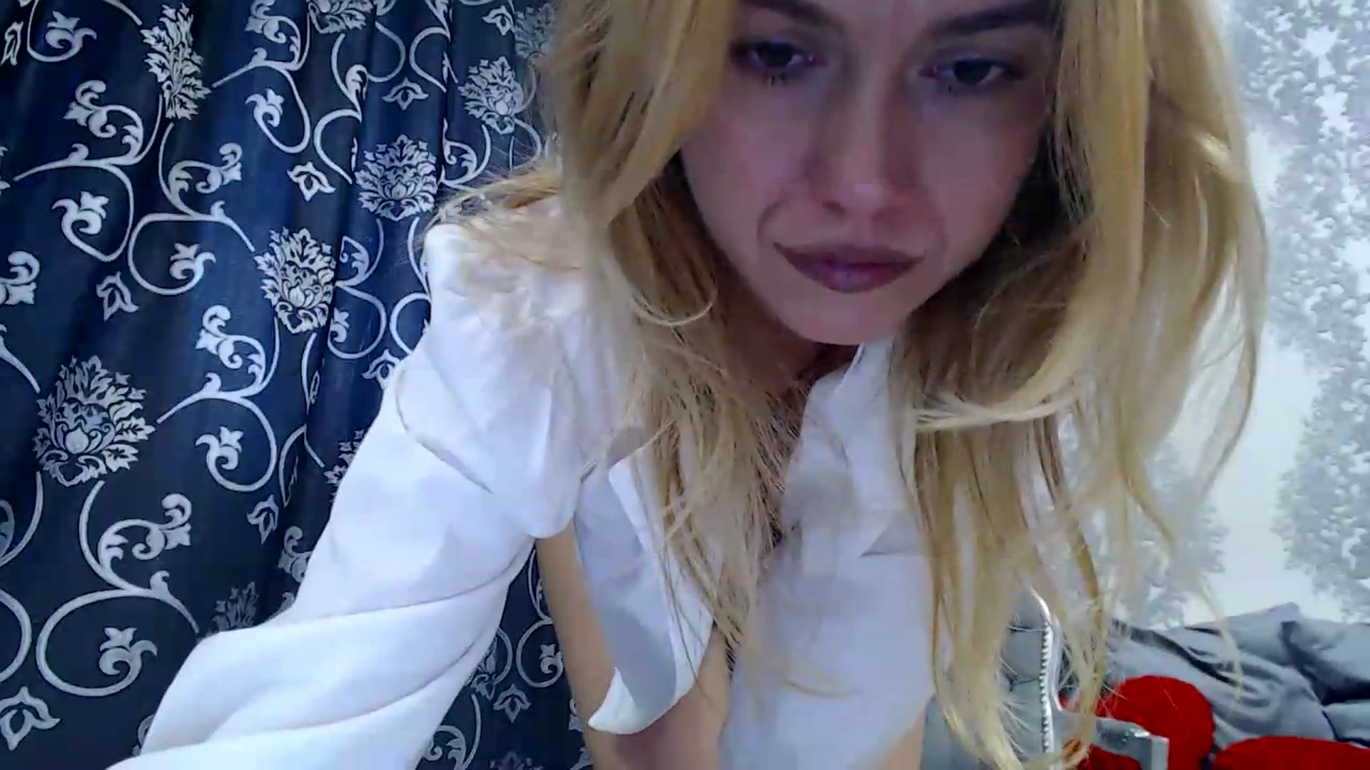 Gallery image thumbnail from velvet_49's myfreecams stream on, 09/20/2026, 07:33 image 15 of 20