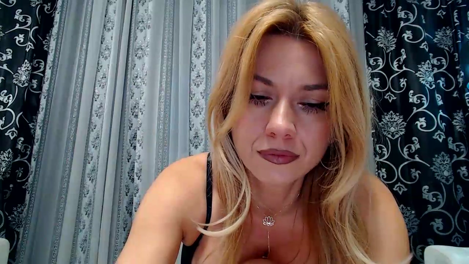 Gallery image thumbnail from velvet_49's myfreecams stream on, 09/22/2026, 04:17 image 2 of 20