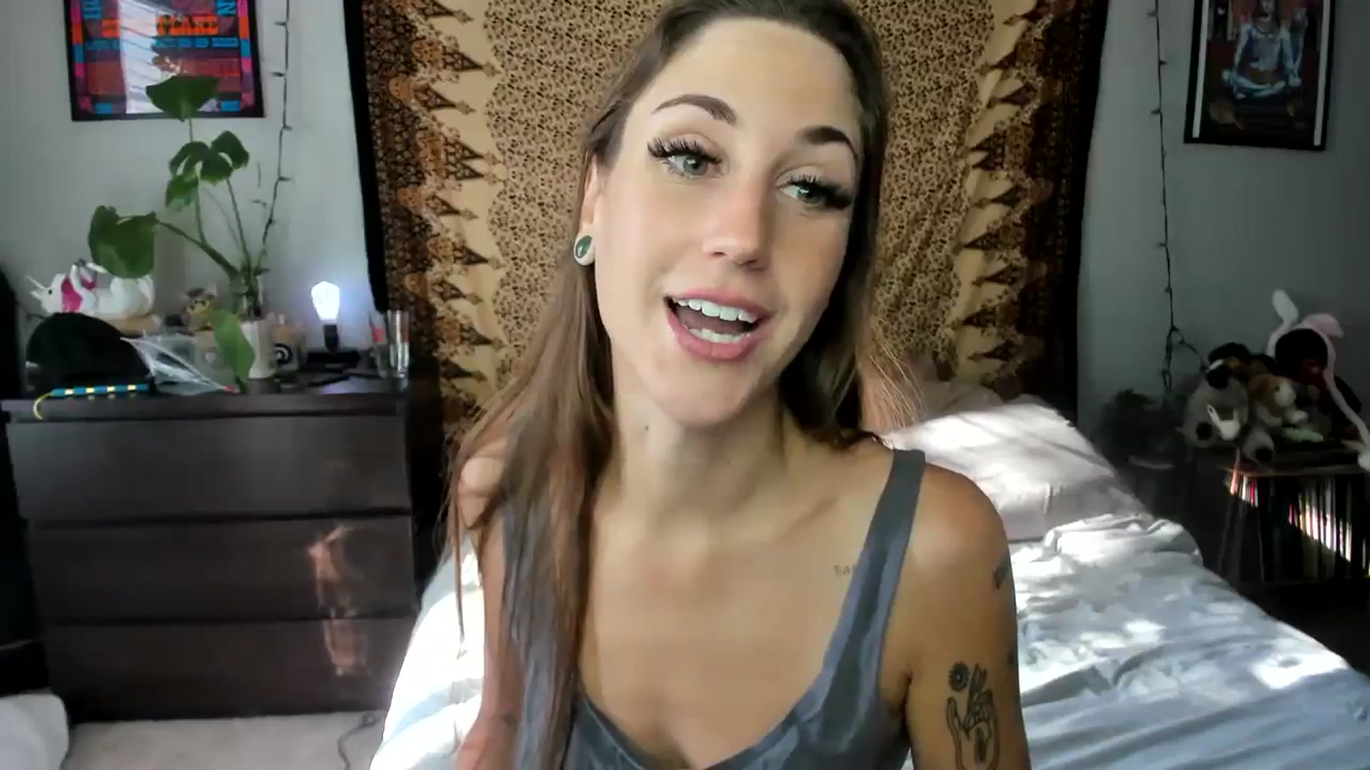 Gallery image thumbnail from velvet_fawn's myfreecams stream on, 05/24/2024, 12:59 image 4 of 20