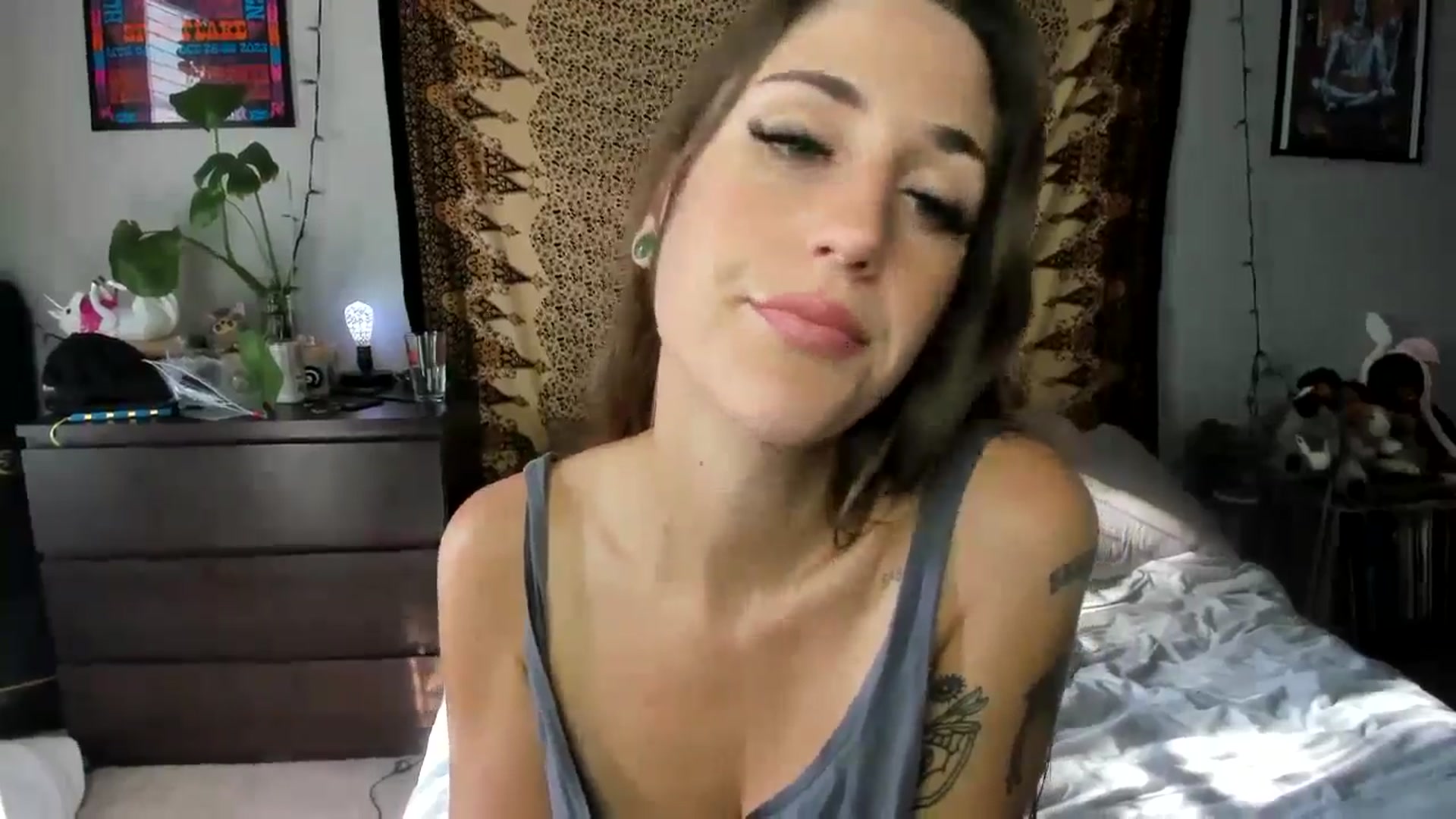 Gallery image thumbnail from velvet_fawn's myfreecams stream on, 05/24/2024, 12:59 image 11 of 20