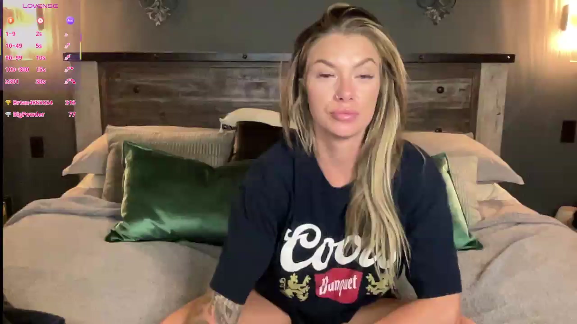 Gallery image thumbnail from velvethoneyXo's myfreecams stream on, 06/29/2026, 06:29 image 18 of 20