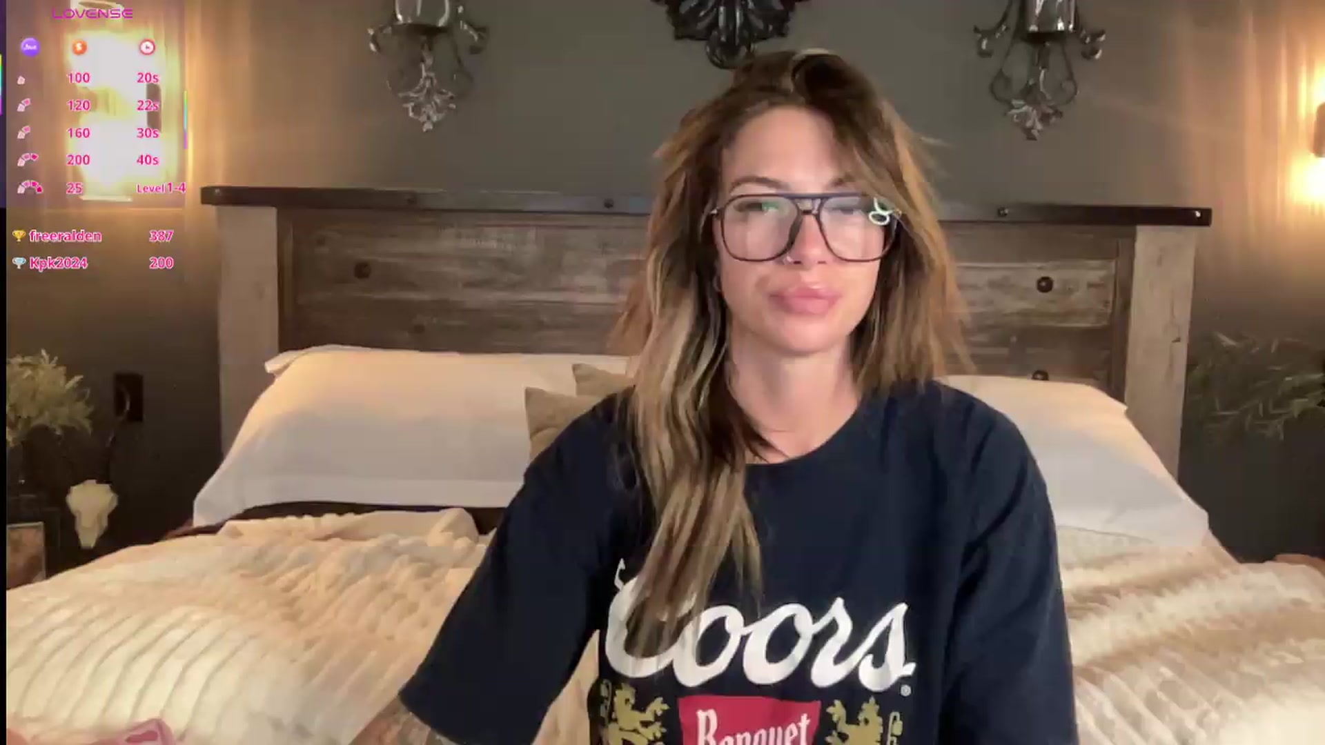 Gallery image thumbnail from velvethoneyXo's myfreecams stream on, 08/10/2026, 06:12 image 8 of 20
