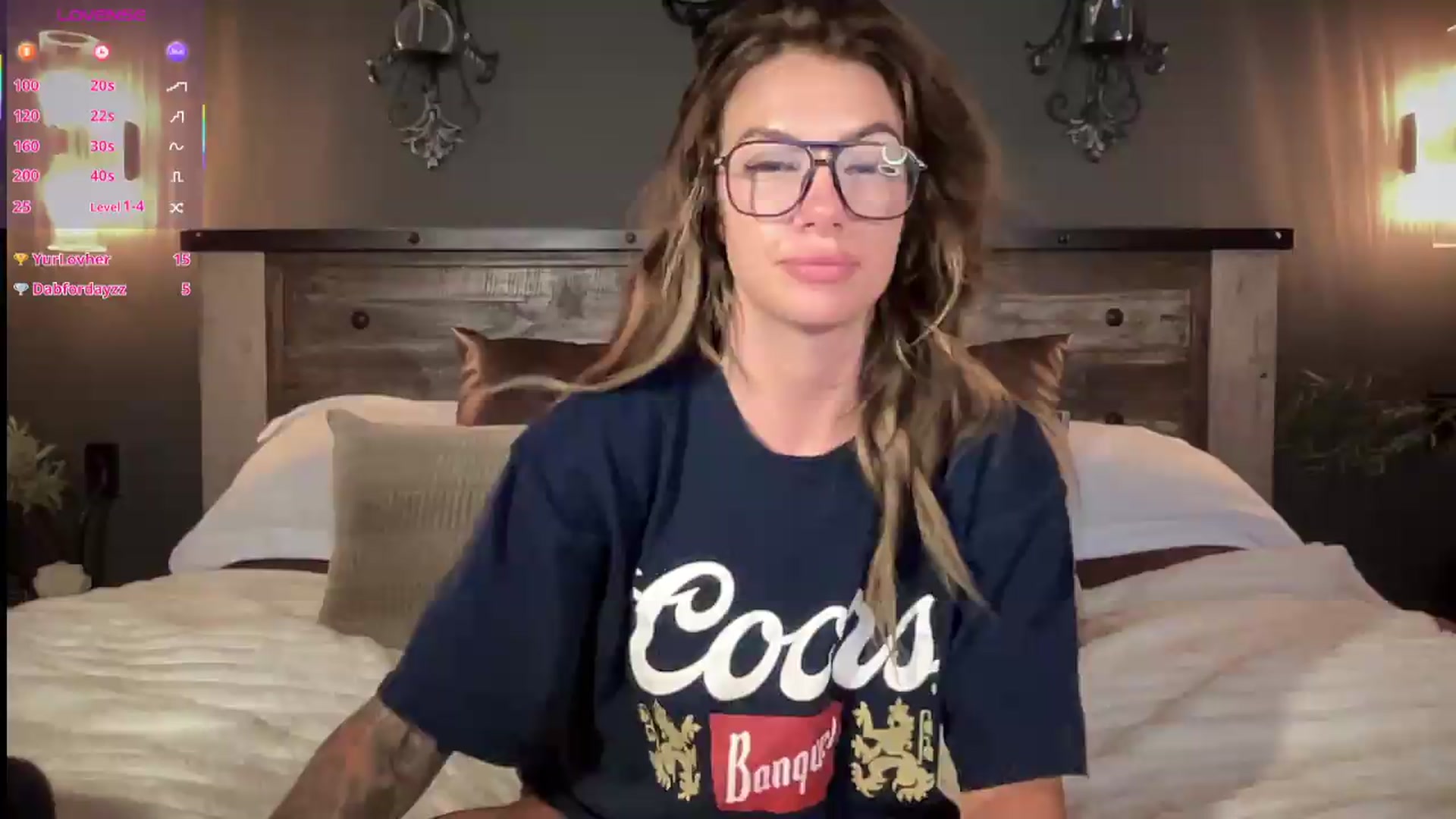 Gallery image thumbnail from velvethoneyXo's myfreecams stream on, 08/17/2026, 05:42 image 3 of 20