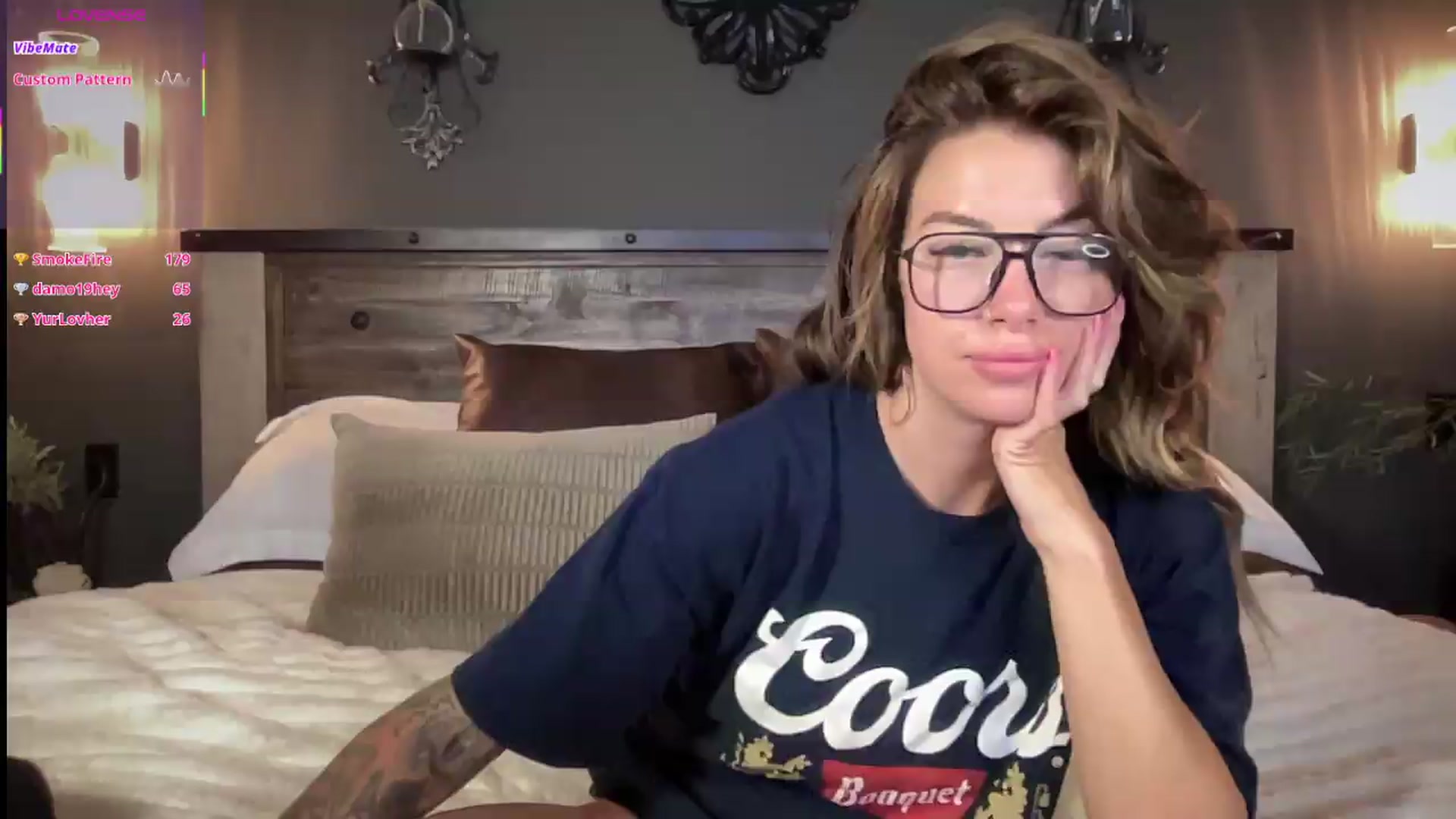 Gallery image thumbnail from velvethoneyXo's myfreecams stream on, 08/17/2026, 07:12 image 13 of 20