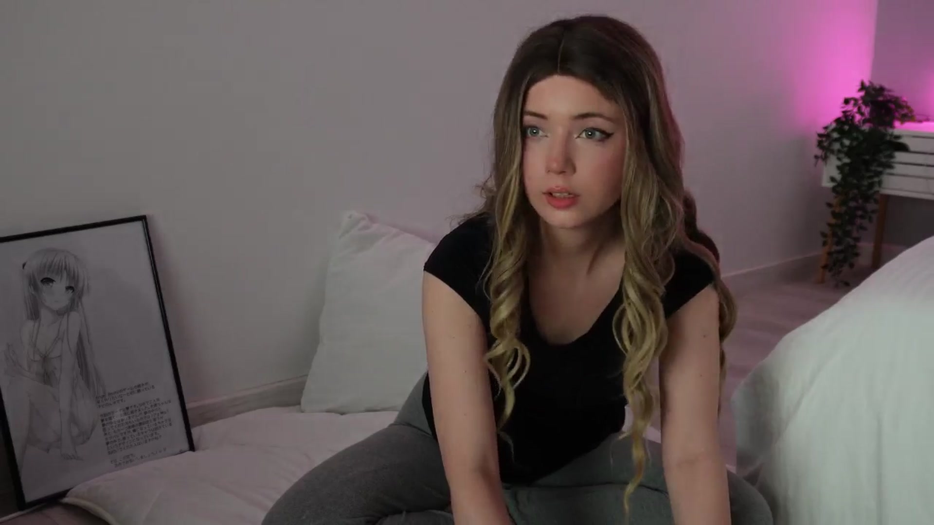 Gallery image thumbnail from velvetrush's myfreecams stream on, 10/09/2024, 24:46 image 12 of 20