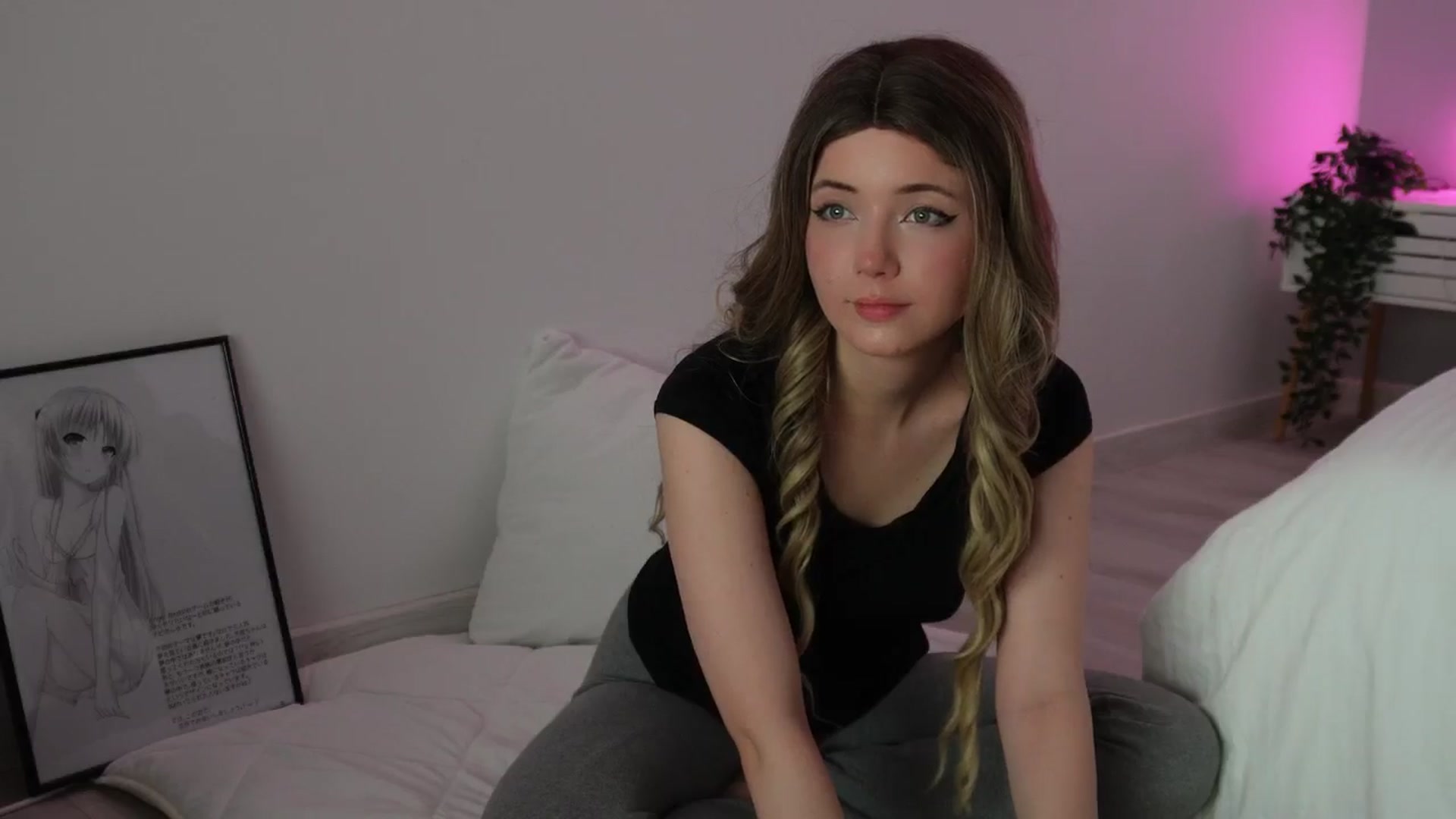 Gallery image thumbnail from velvetrush's myfreecams stream on, 10/09/2024, 24:46 image 19 of 20