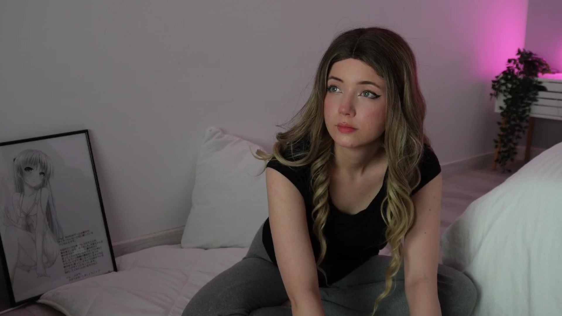 Gallery image thumbnail from velvetrush's myfreecams stream on, 10/09/2024, 24:46 image 14 of 20