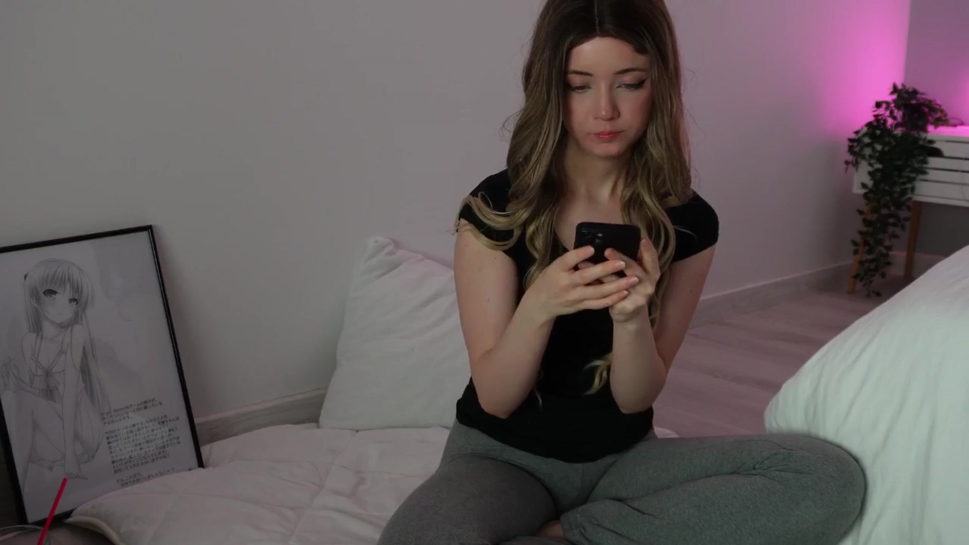 Gallery image thumbnail from velvetrush's myfreecams stream on, 10/09/2024, 01:45 image 13 of 20