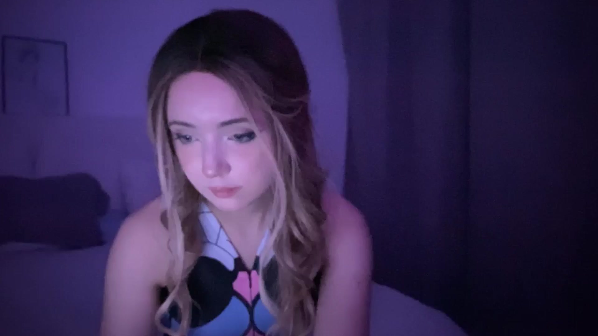 Gallery image thumbnail from velvetrush's myfreecams stream on, 06/21/2025, 19:56 image 7 of 20