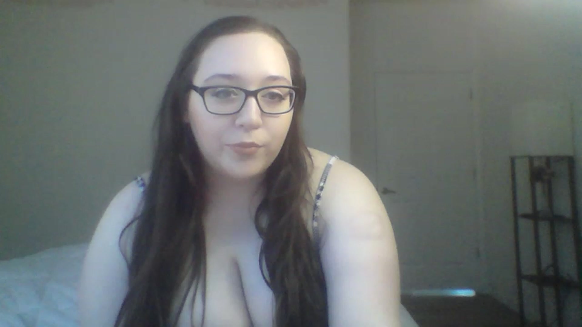 Gallery image thumbnail from victoriabxo's myfreecams stream on, 11/25/2022, 22:24 image 17 of 20