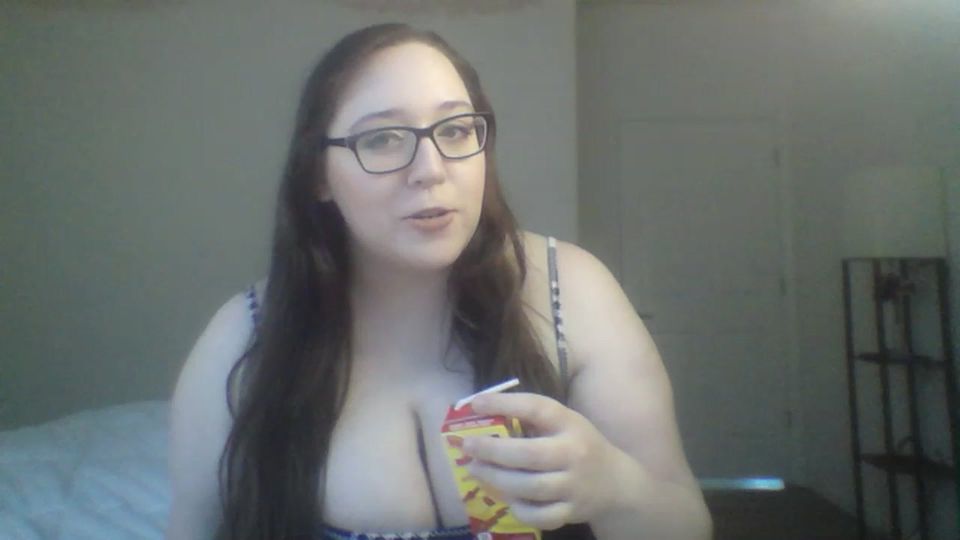 Gallery image thumbnail from victoriabxo's myfreecams stream on, 11/25/2022, 22:24 image 15 of 20