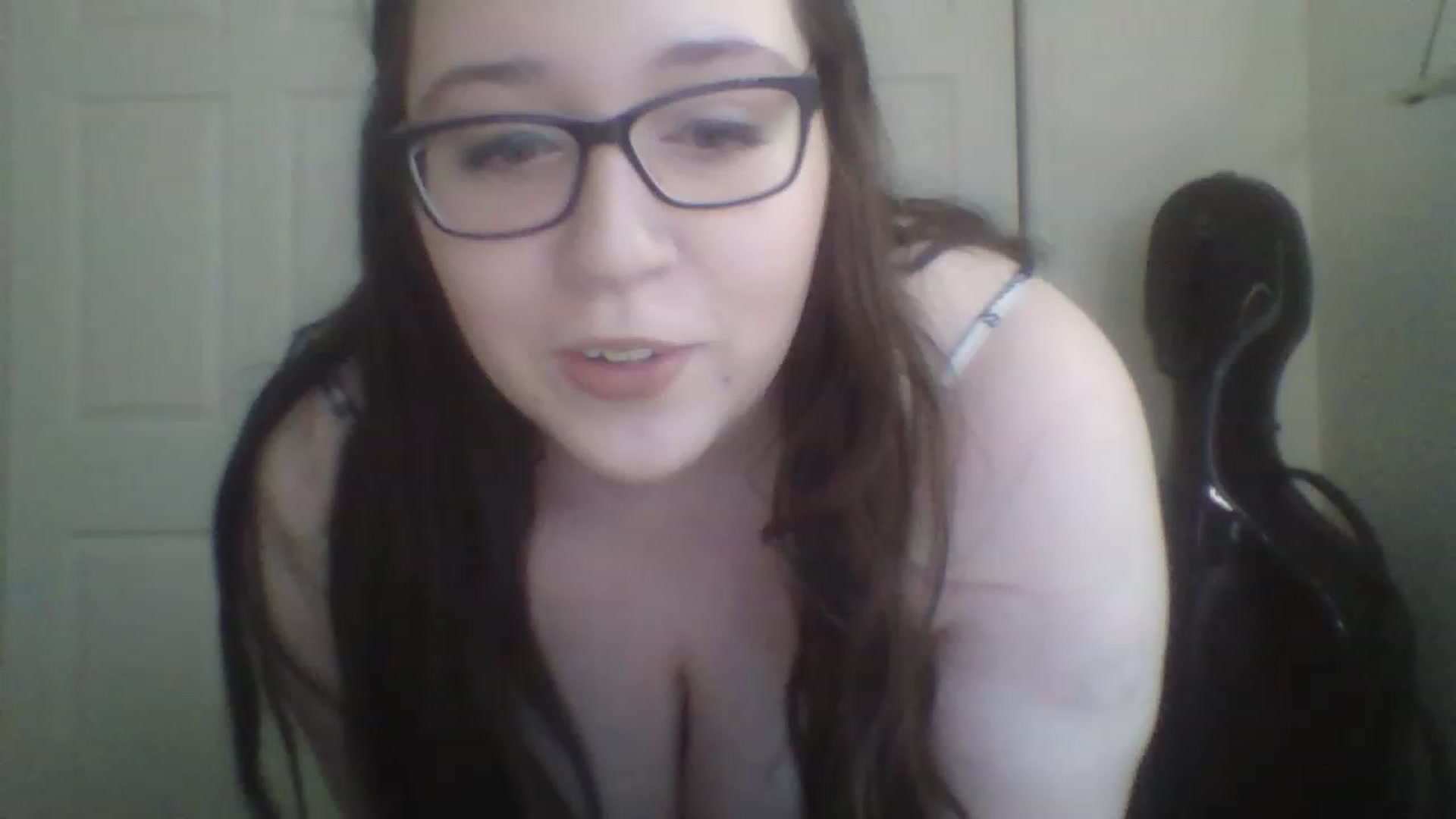 Gallery image thumbnail from victoriabxo's myfreecams stream on, 11/25/2022, 22:24 image 8 of 20