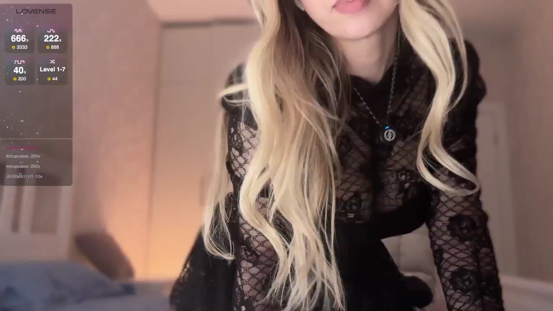 Gallery image thumbnail from villanell's myfreecams stream on, 08/30/2025, 19:24 image 15 of 20