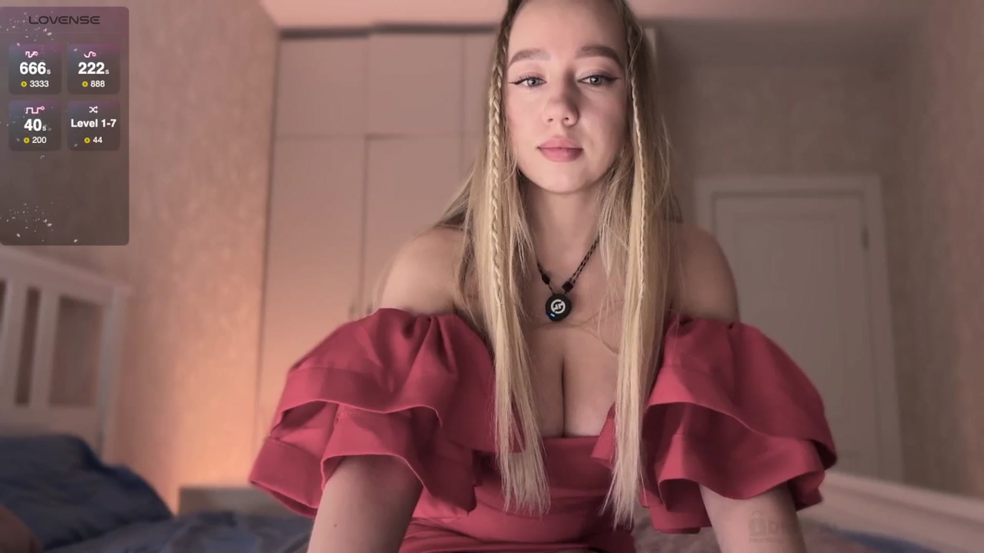 Gallery image thumbnail from villanell's myfreecams stream on, 09/02/2025, 15:43 image 2 of 20