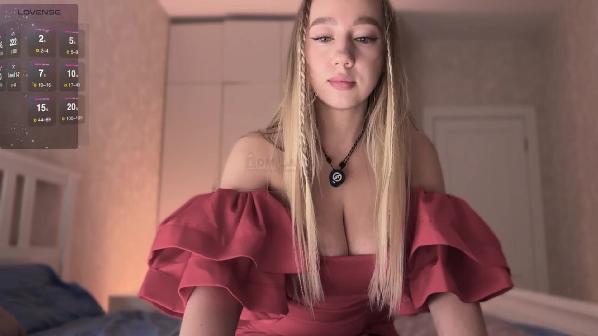 Gallery image thumbnail from villanell's myfreecams stream on, 09/02/2025, 15:43 image 3 of 20