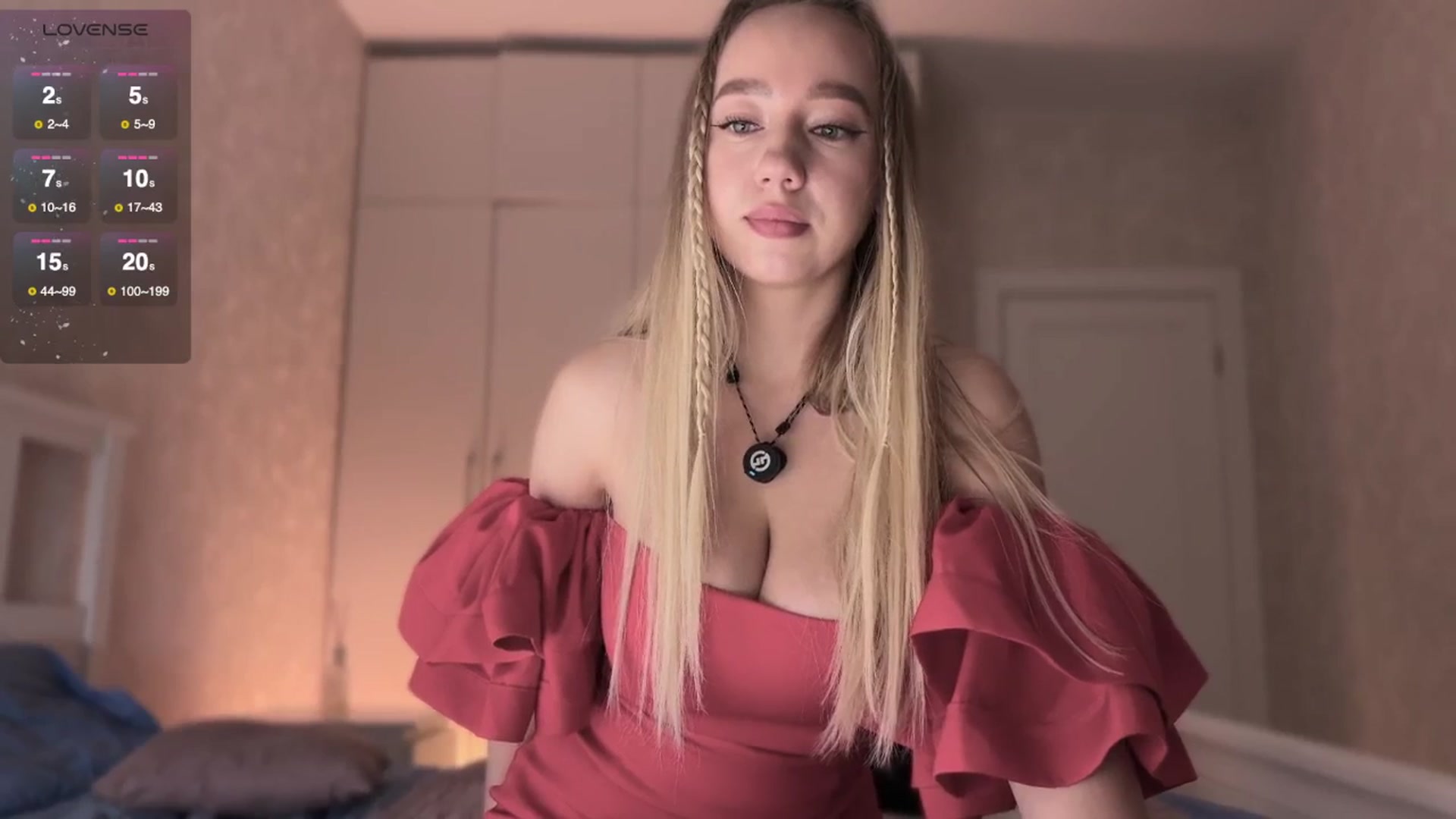 Gallery image thumbnail from villanell's myfreecams stream on, 09/02/2025, 18:30 image 19 of 20