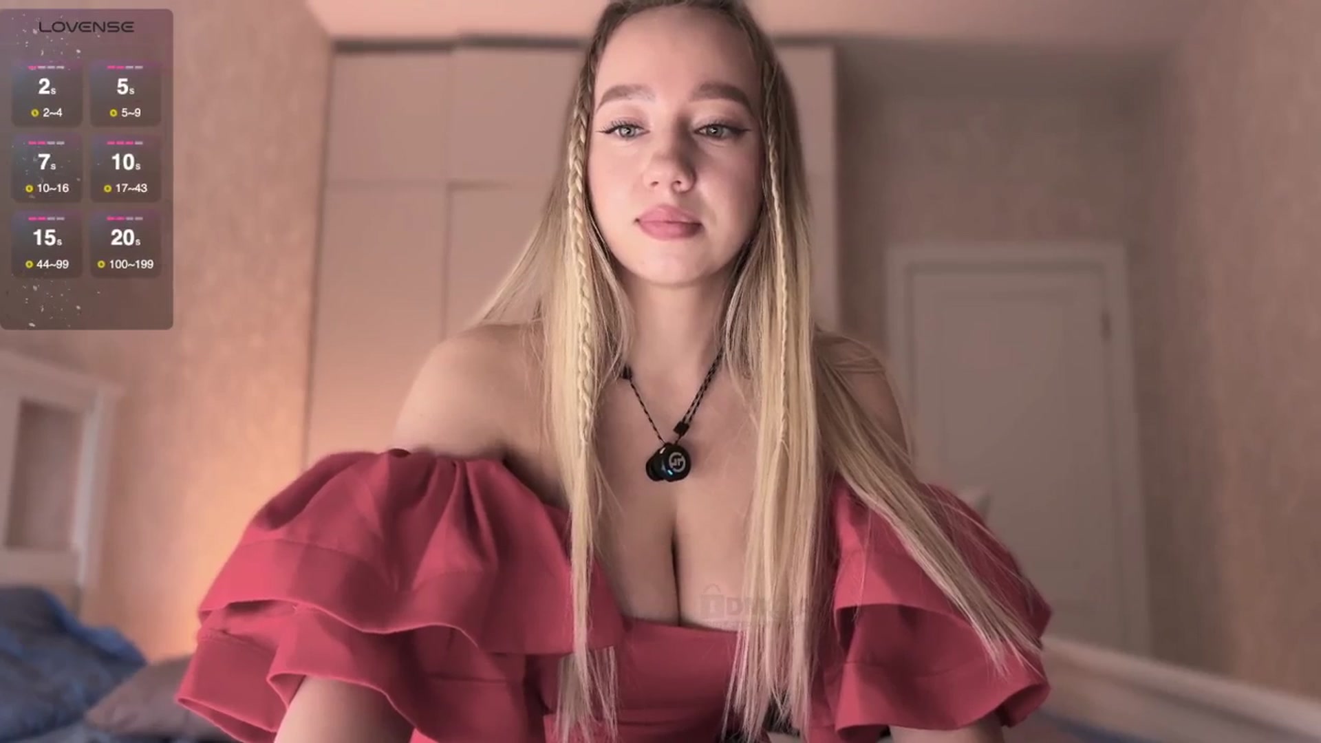 Gallery image thumbnail from villanell's myfreecams stream on, 09/02/2025, 18:30 image 14 of 20
