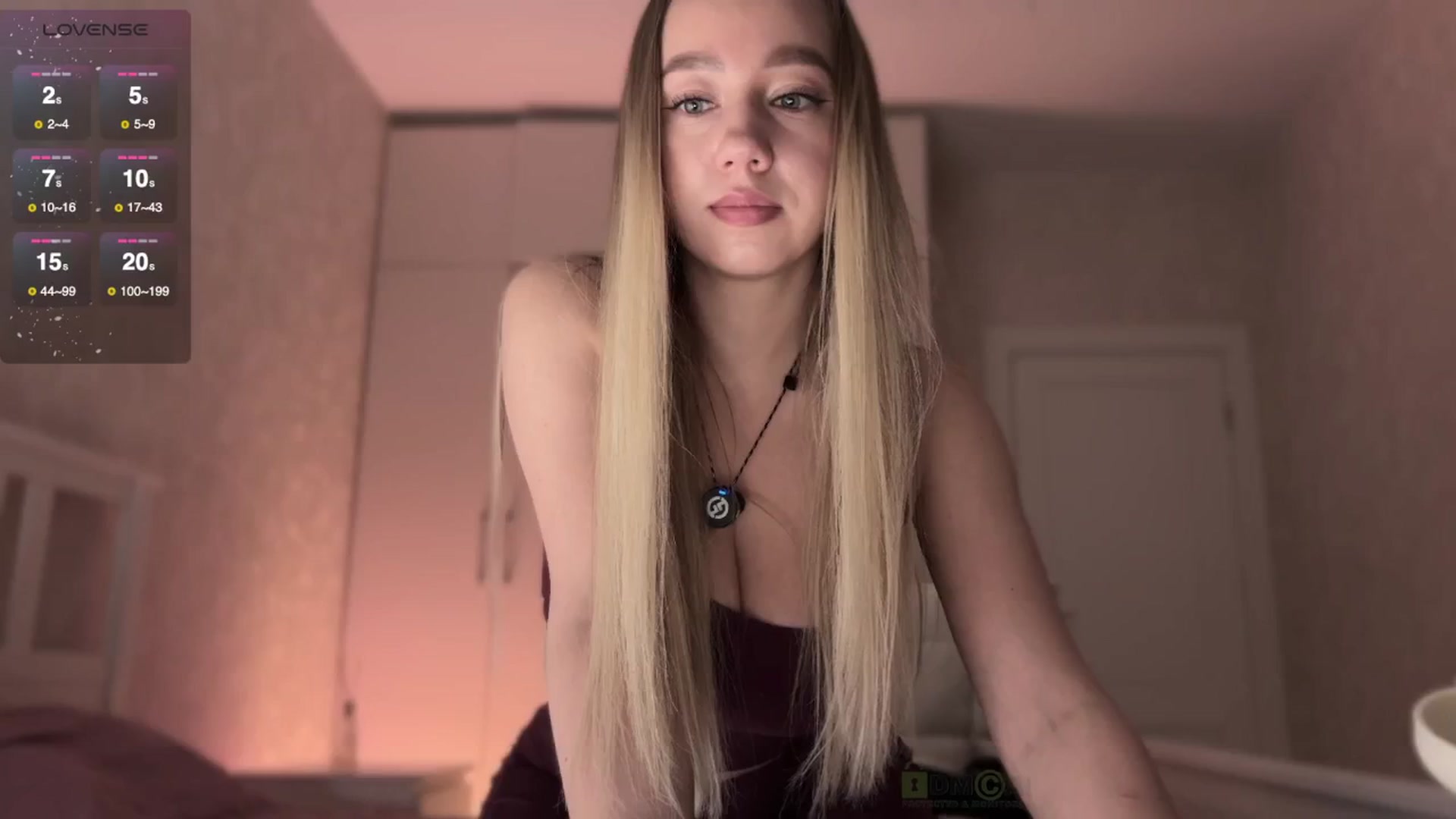 Gallery image thumbnail from villanell's myfreecams stream on, 09/12/2025, 18:27 image 19 of 20