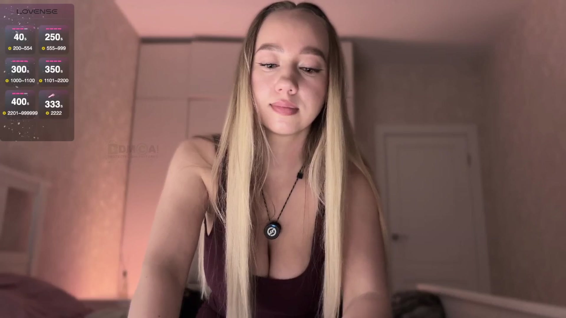Gallery image thumbnail from villanell's myfreecams stream on, 09/12/2025, 18:27 image 9 of 20