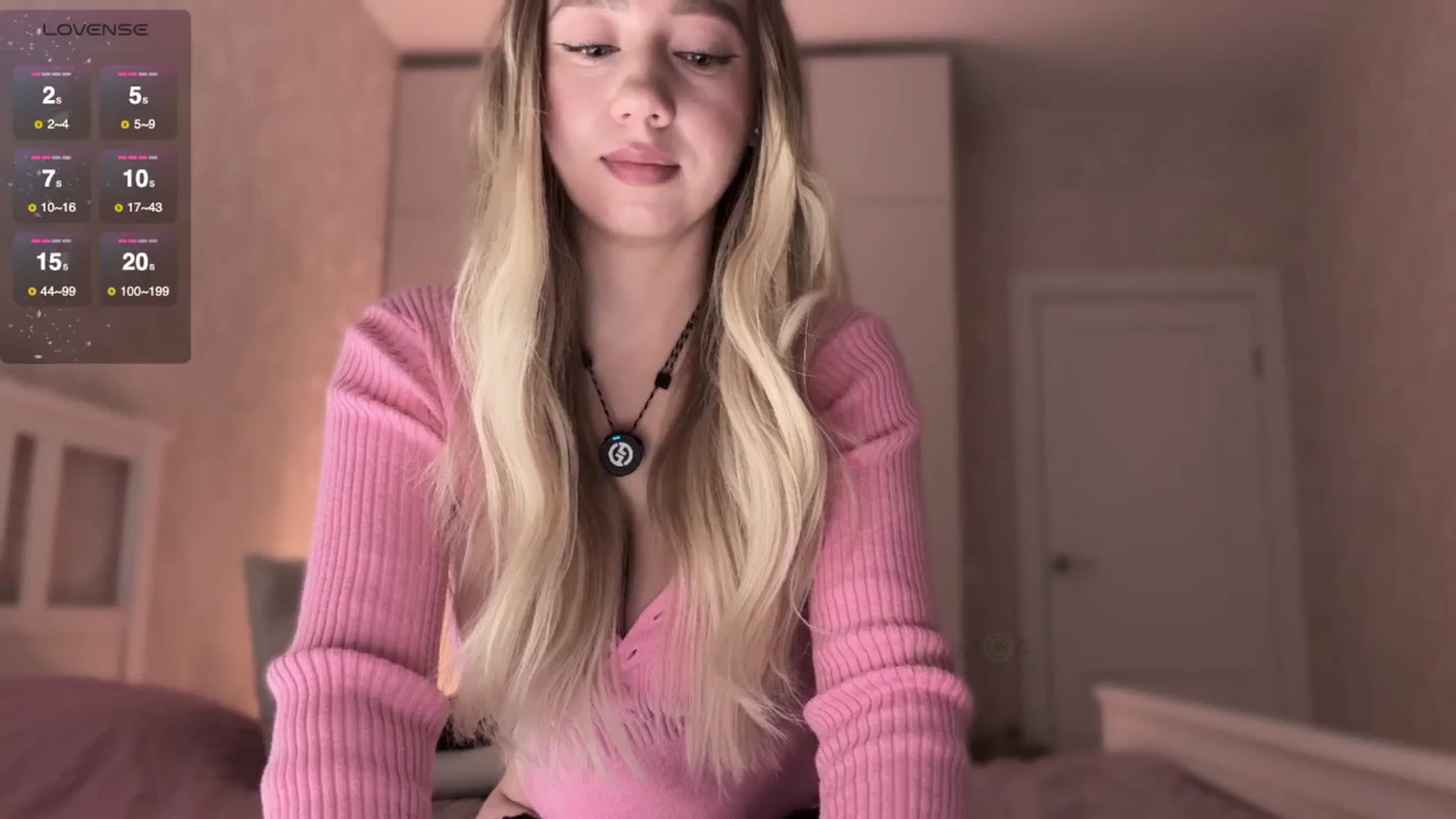 Gallery image thumbnail from villanell's myfreecams stream on, 09/13/2025, 17:57 image 16 of 20