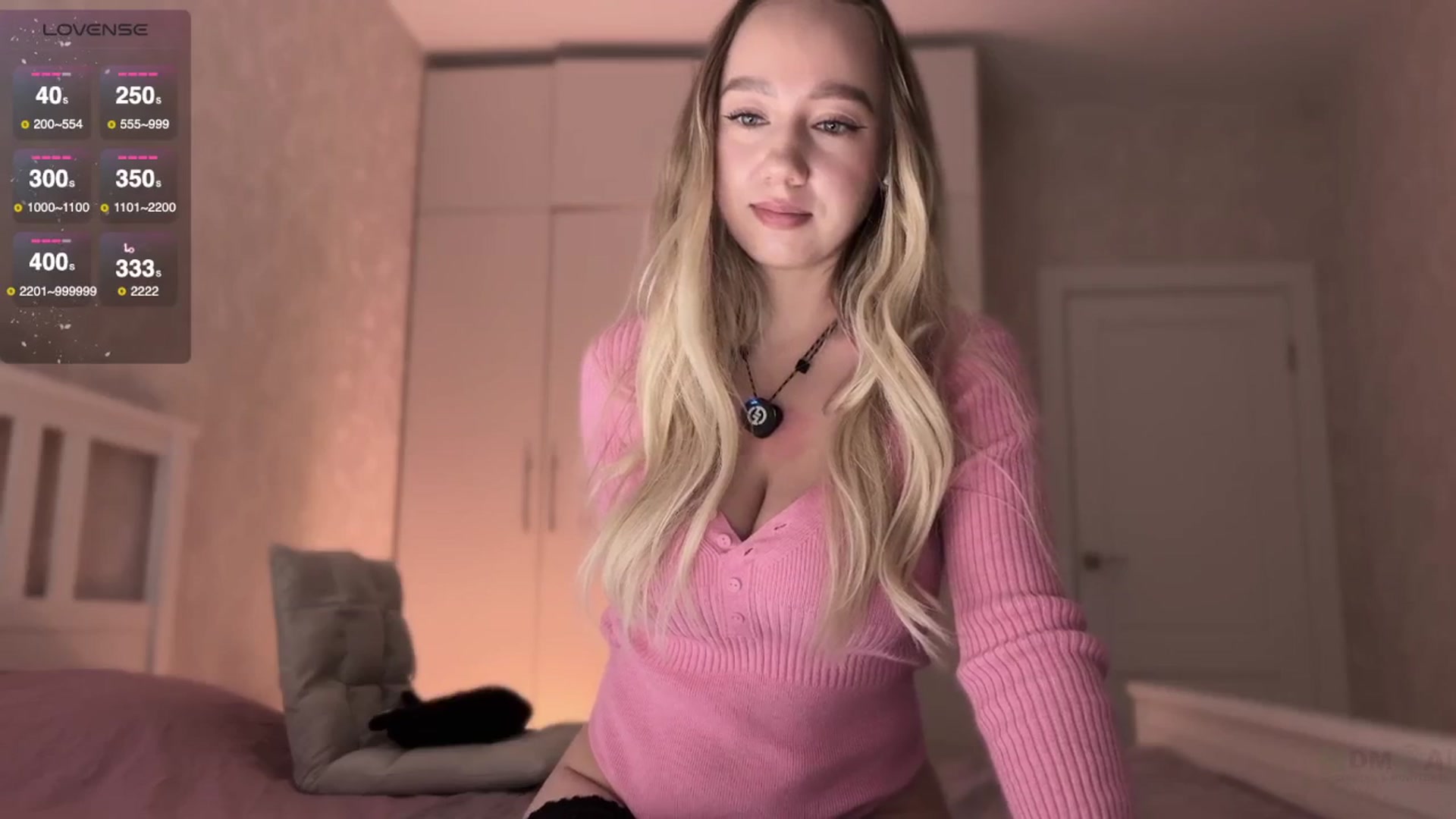 Gallery image thumbnail from villanell's myfreecams stream on, 09/13/2025, 18:35 image 12 of 20