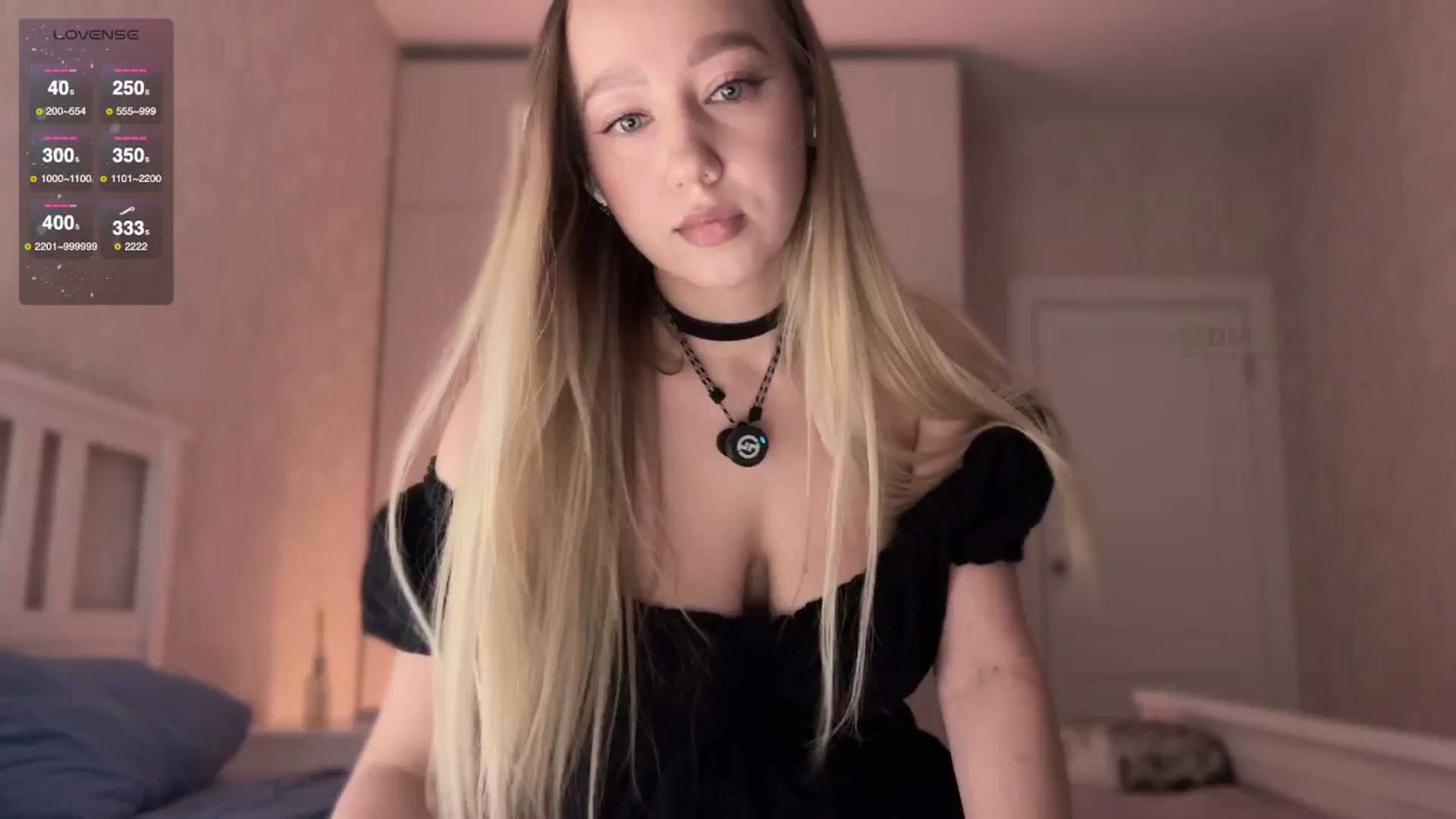Gallery image thumbnail from villanell's myfreecams stream on, 09/25/2025, 17:07 image 1 of 20
