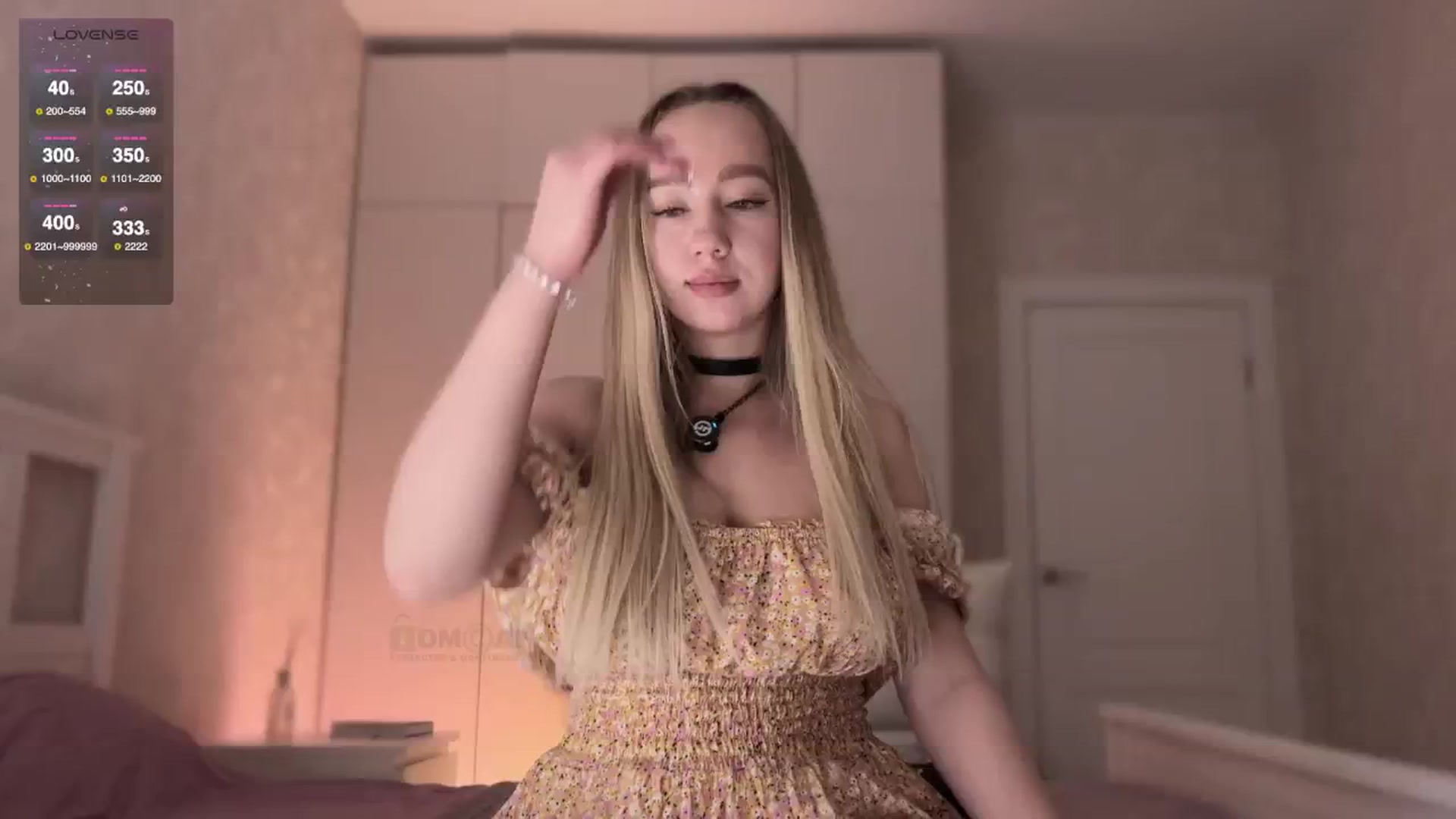 Gallery image thumbnail from villanell's myfreecams stream on, 09/30/2025, 14:09 image 14 of 20