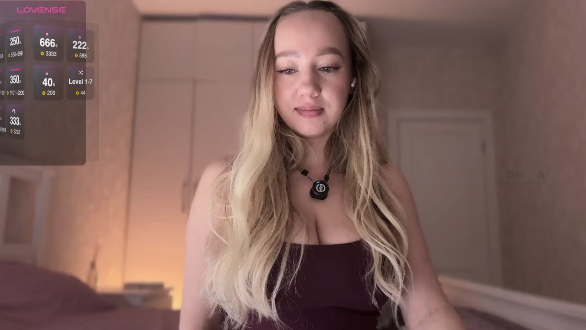 Gallery image thumbnail from villanell's myfreecams stream on, 10/04/2025, 16:41 image 18 of 20