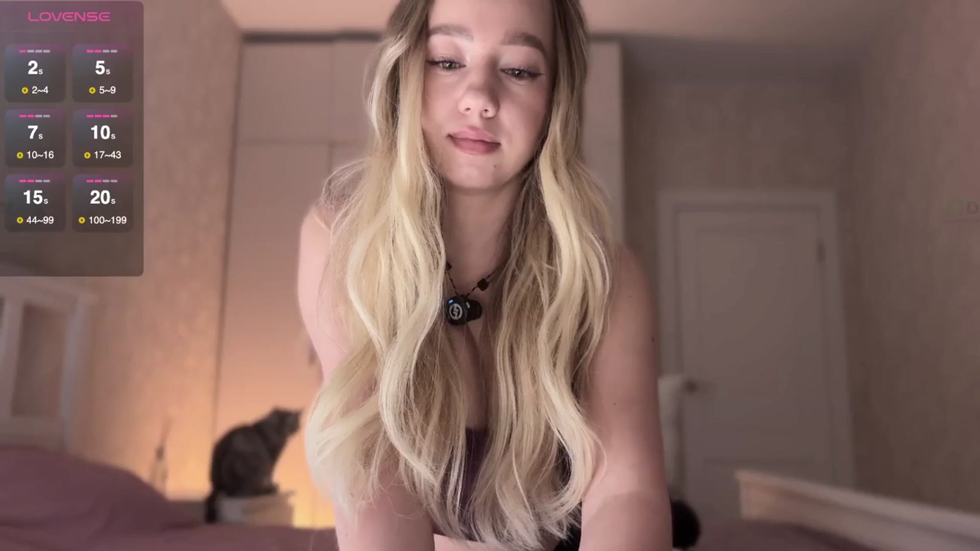 Gallery image thumbnail from villanell's myfreecams stream on, 10/04/2025, 16:41 image 6 of 20