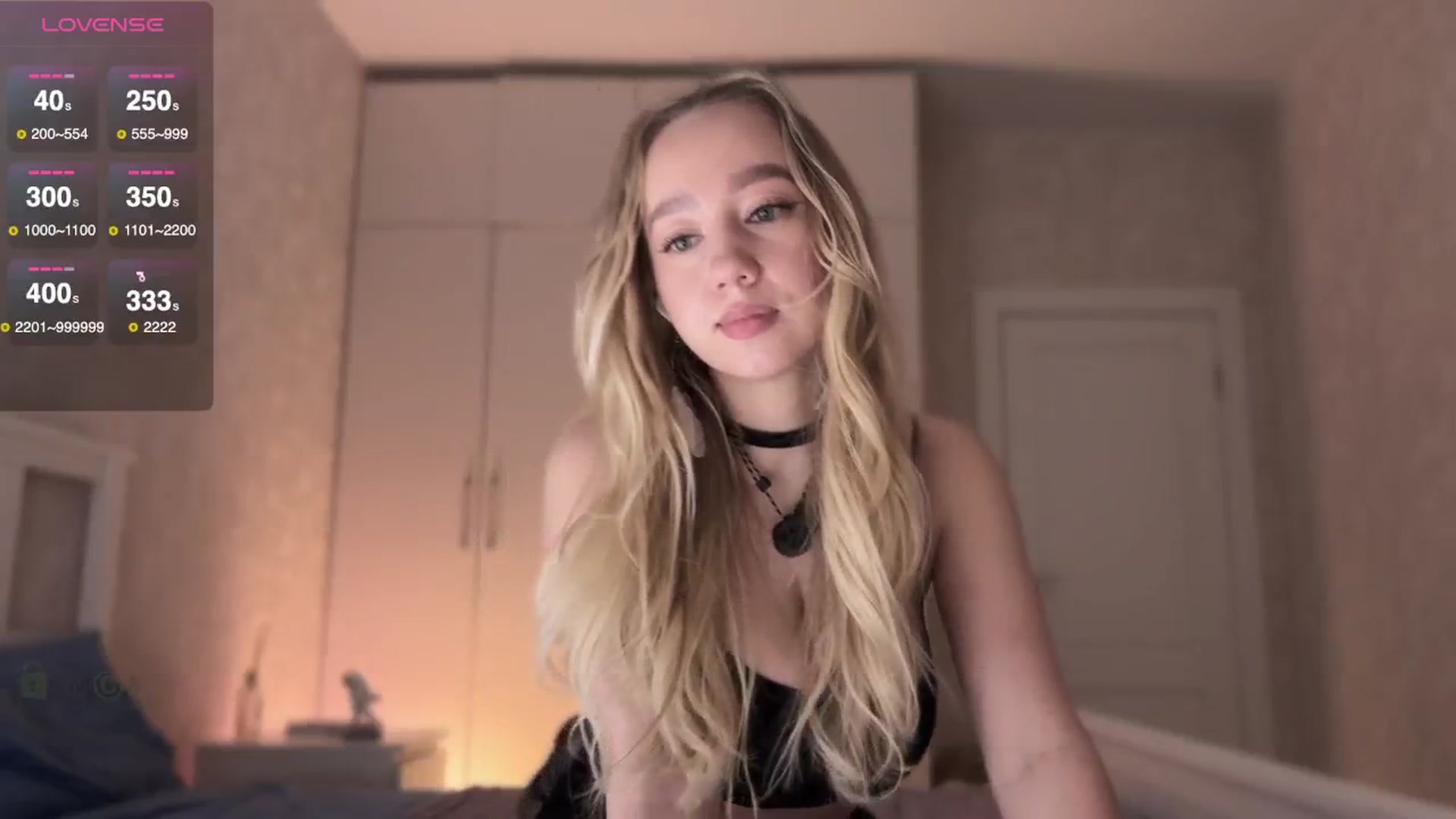 Gallery image thumbnail from villanell's myfreecams stream on, 10/15/2025, 17:12 image 19 of 20