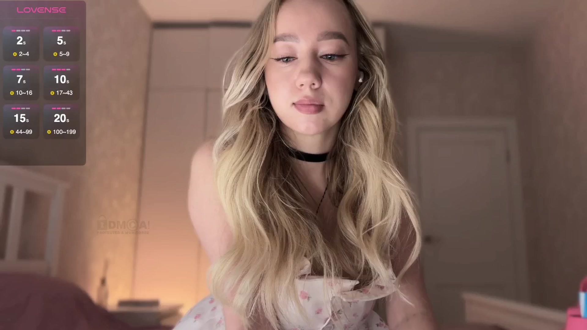 Gallery image thumbnail from villanell's myfreecams stream on, 10/17/2025, 15:27 image 11 of 20