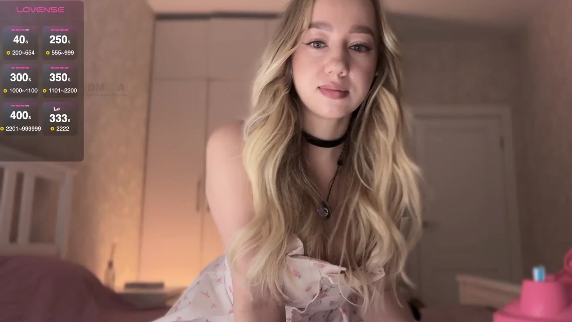 Gallery image thumbnail from villanell's myfreecams stream on, 10/17/2025, 17:06 image 2 of 20
