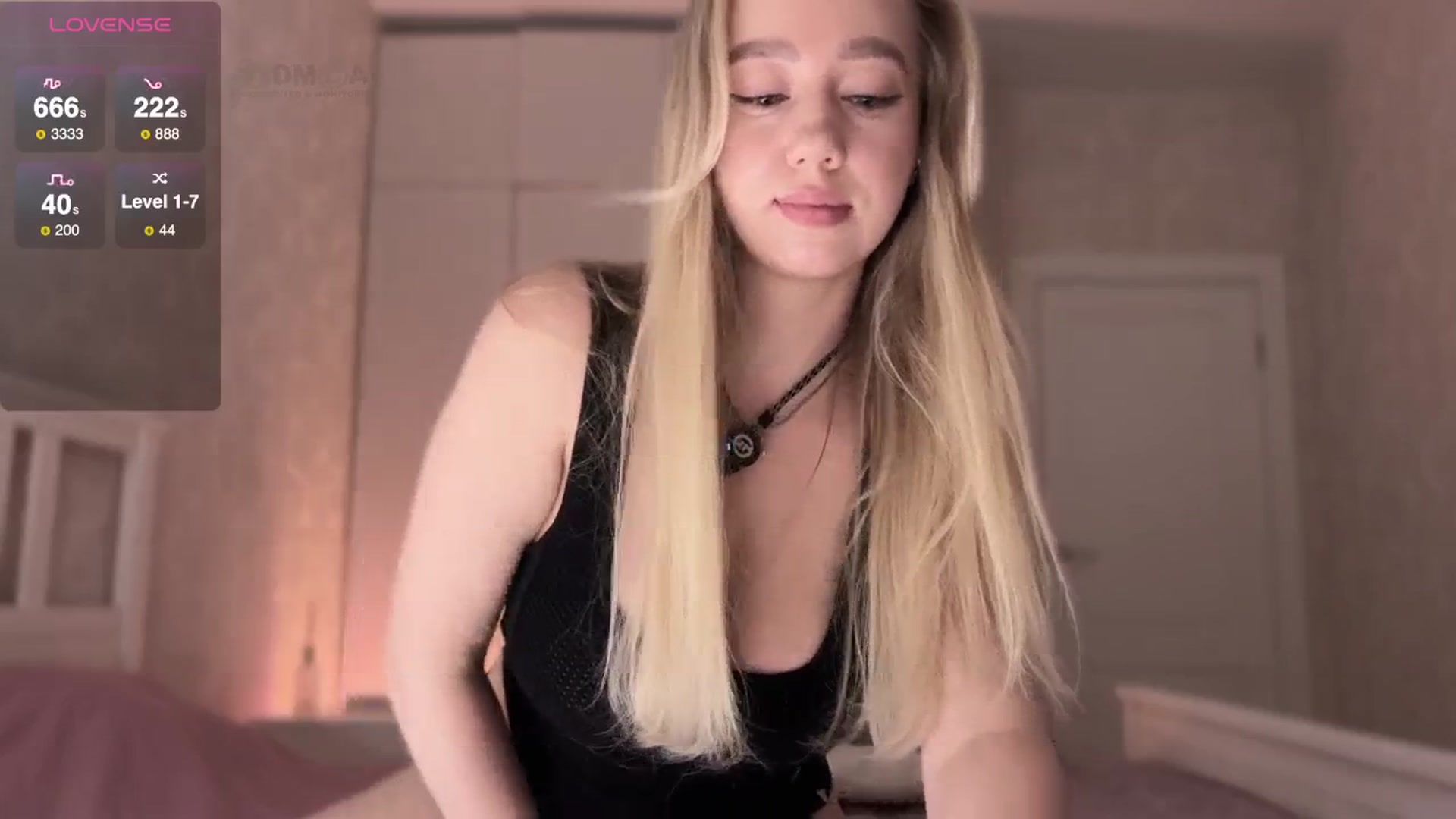 Gallery image thumbnail from villanell's myfreecams stream on, 10/20/2025, 13:33 image 6 of 20