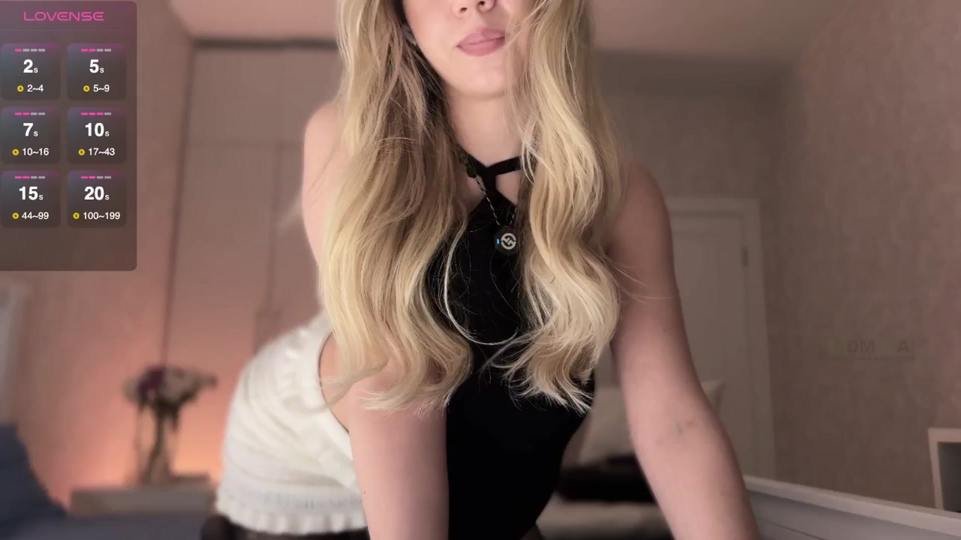 Gallery image thumbnail from villanell's myfreecams stream on, 10/24/2025, 19:06 image 2 of 20